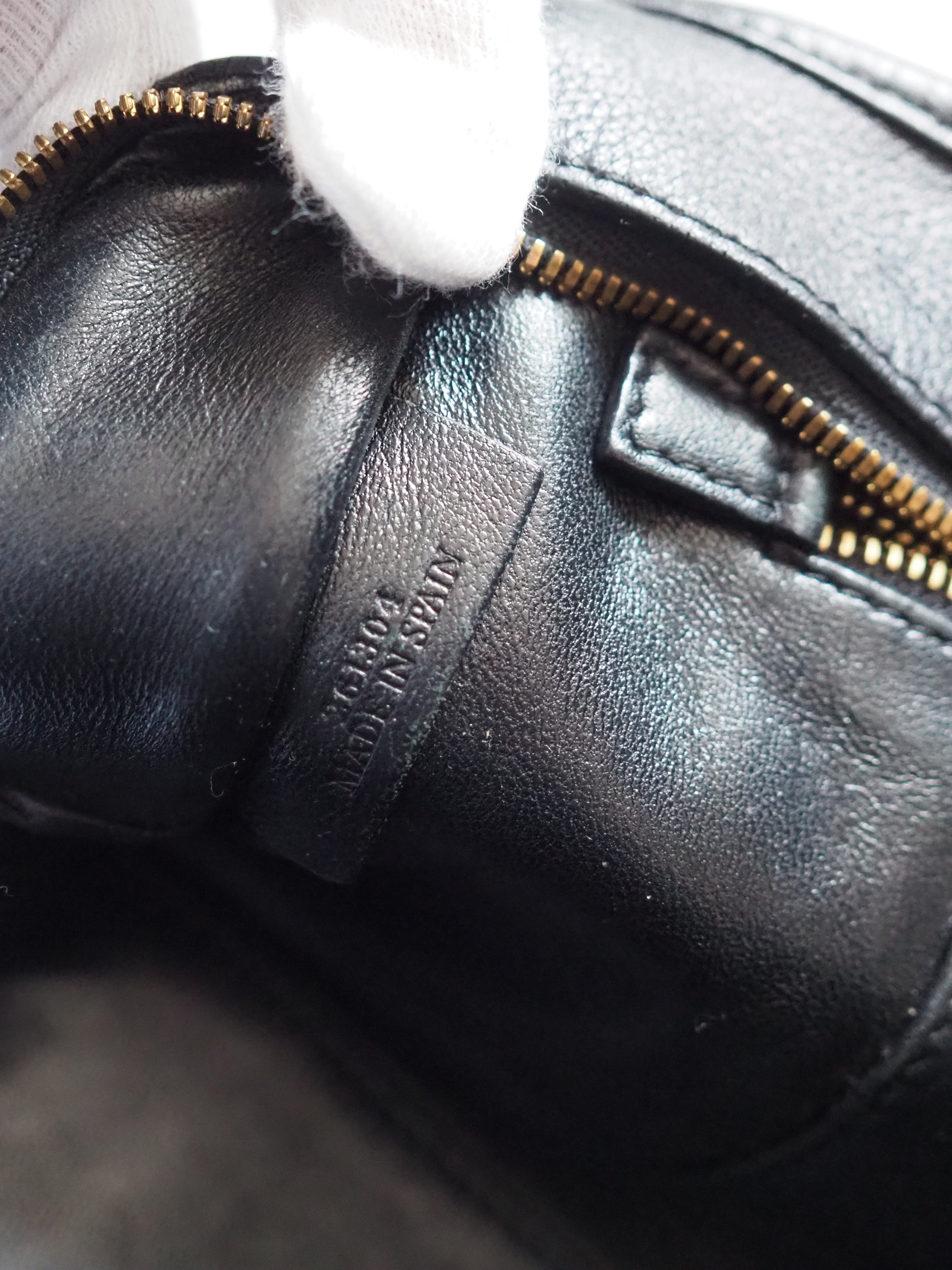 LOEWE Amazona 23 Mini Boston bag