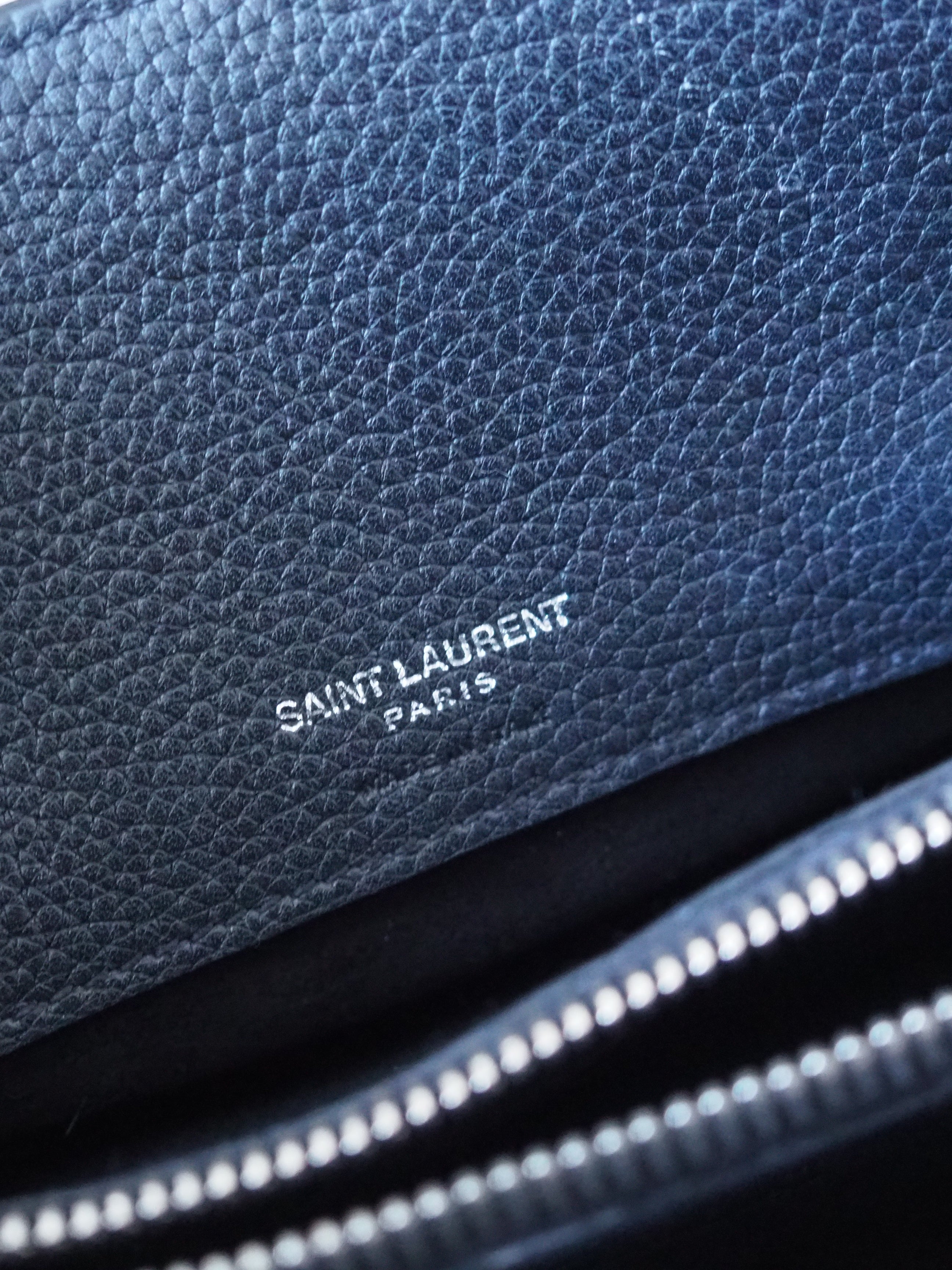 SAINT LAURENT BABY SAC DE JOUR Hand Bag
