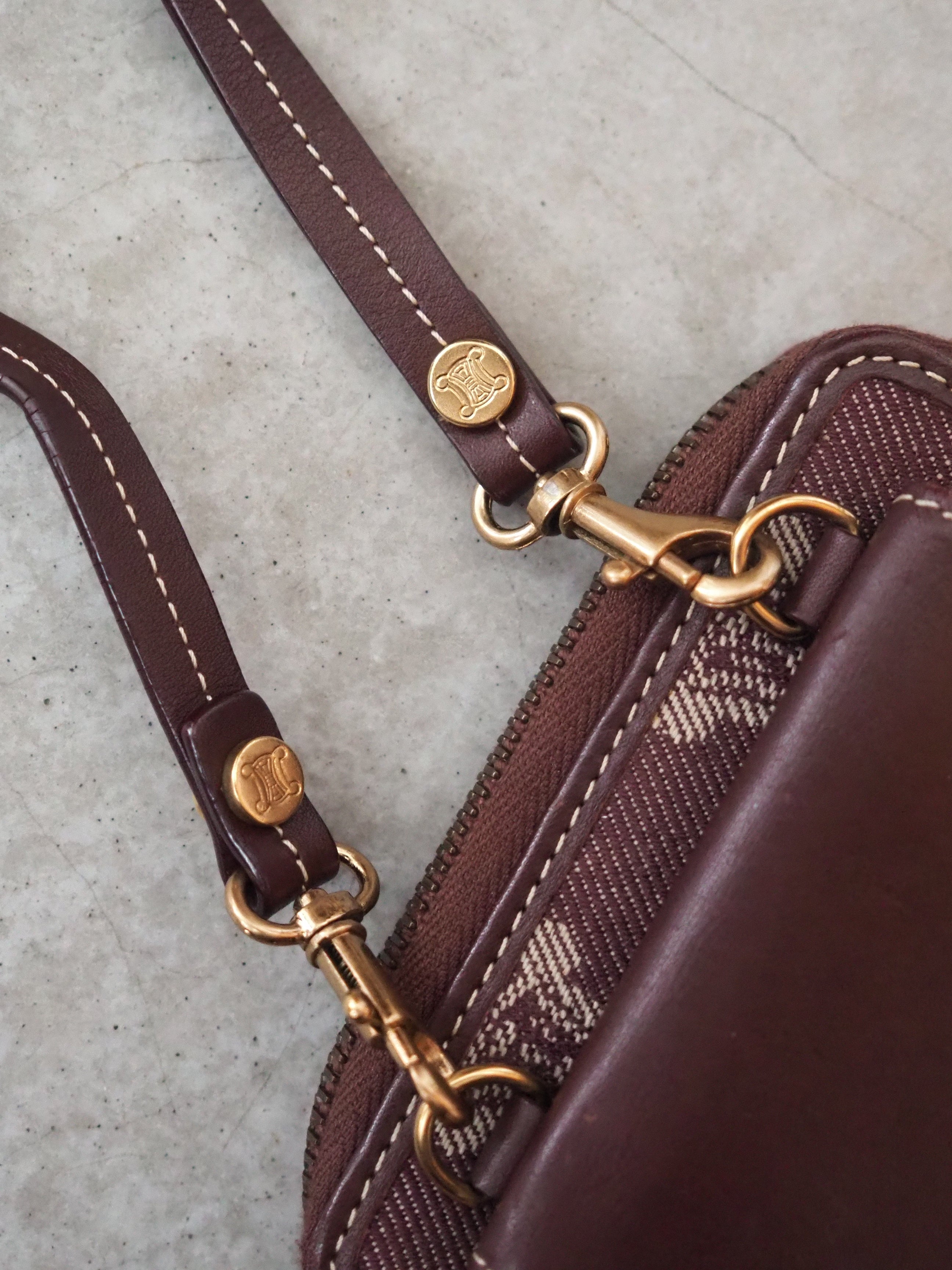 CELINE トリオンフ ショルダー ウォレット ポーチ