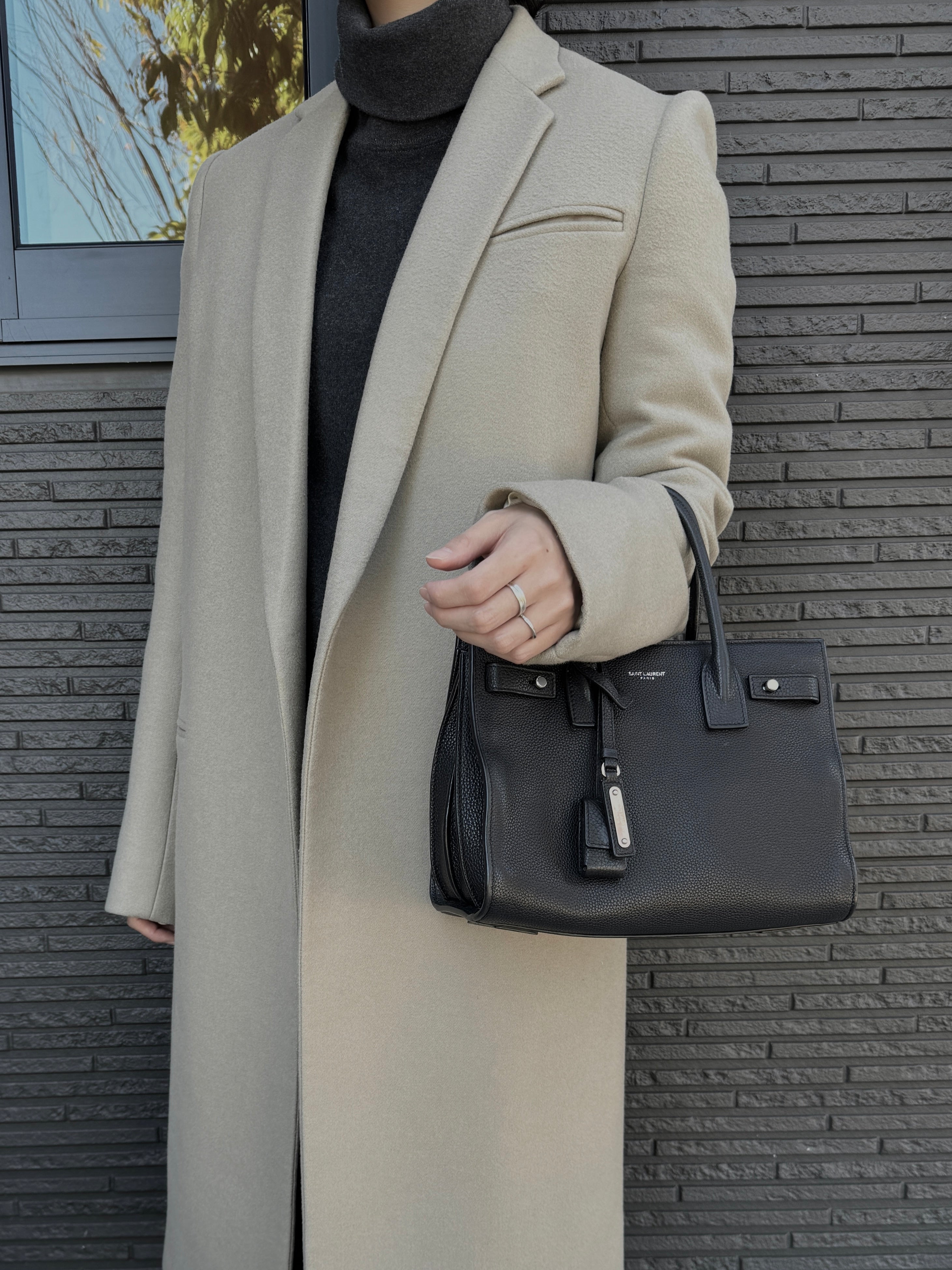 SAINT LAURENT BABY SAC DE JOUR Hand Bag