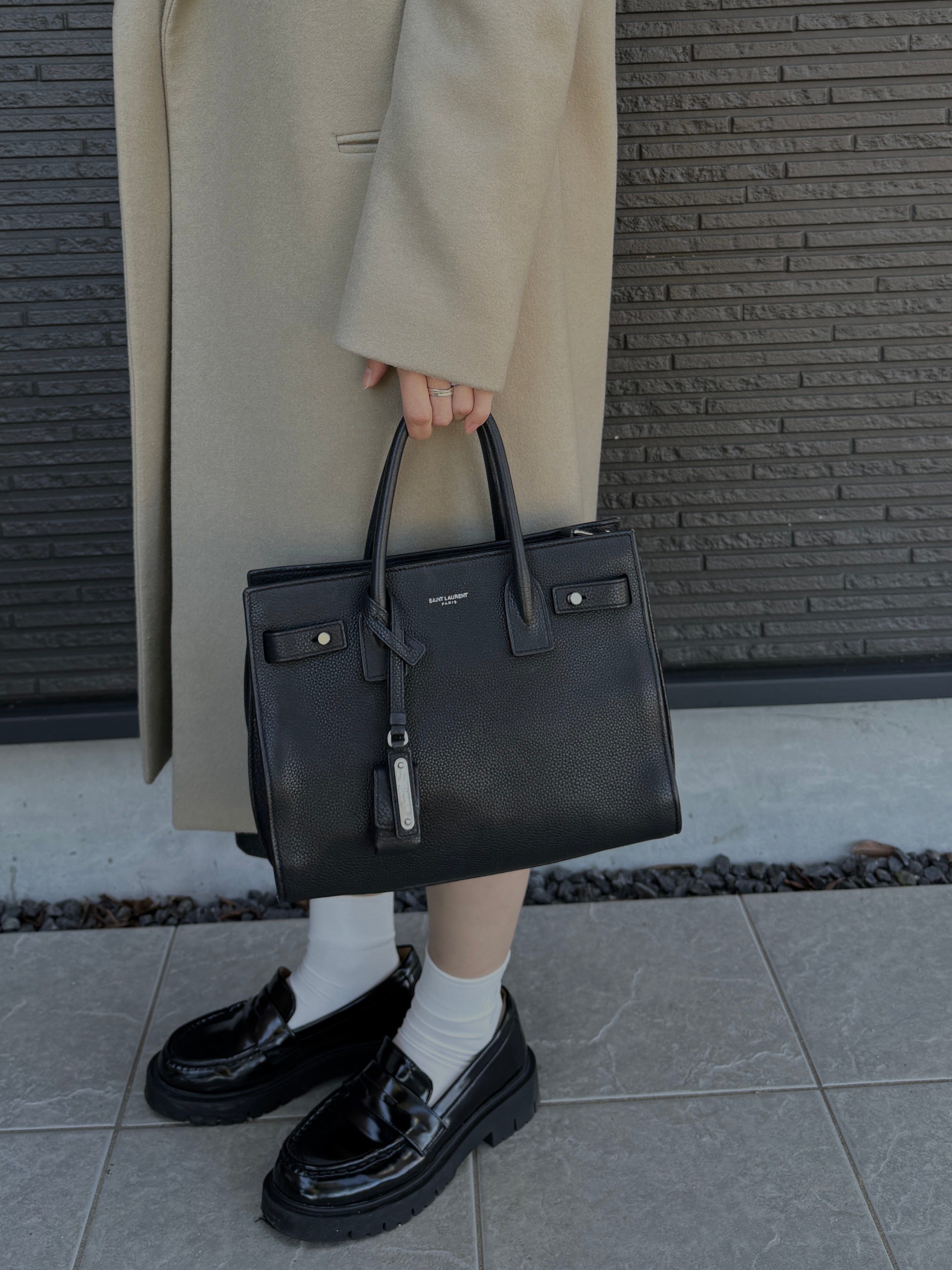 SAINT LAURENT BABY SAC DE JOUR Hand Bag