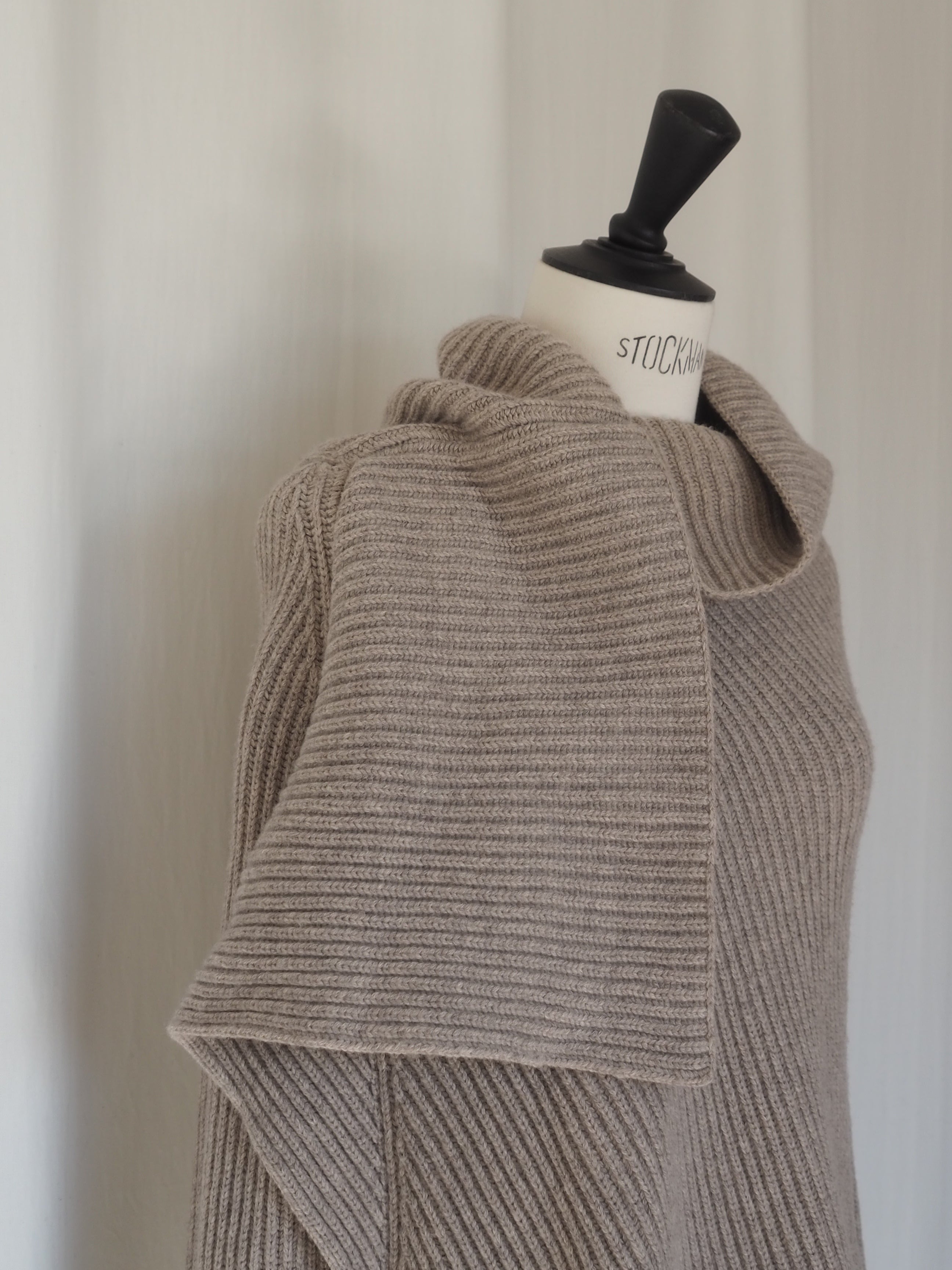 CÉLINE by Phoebe Philo Asymmetric Knit