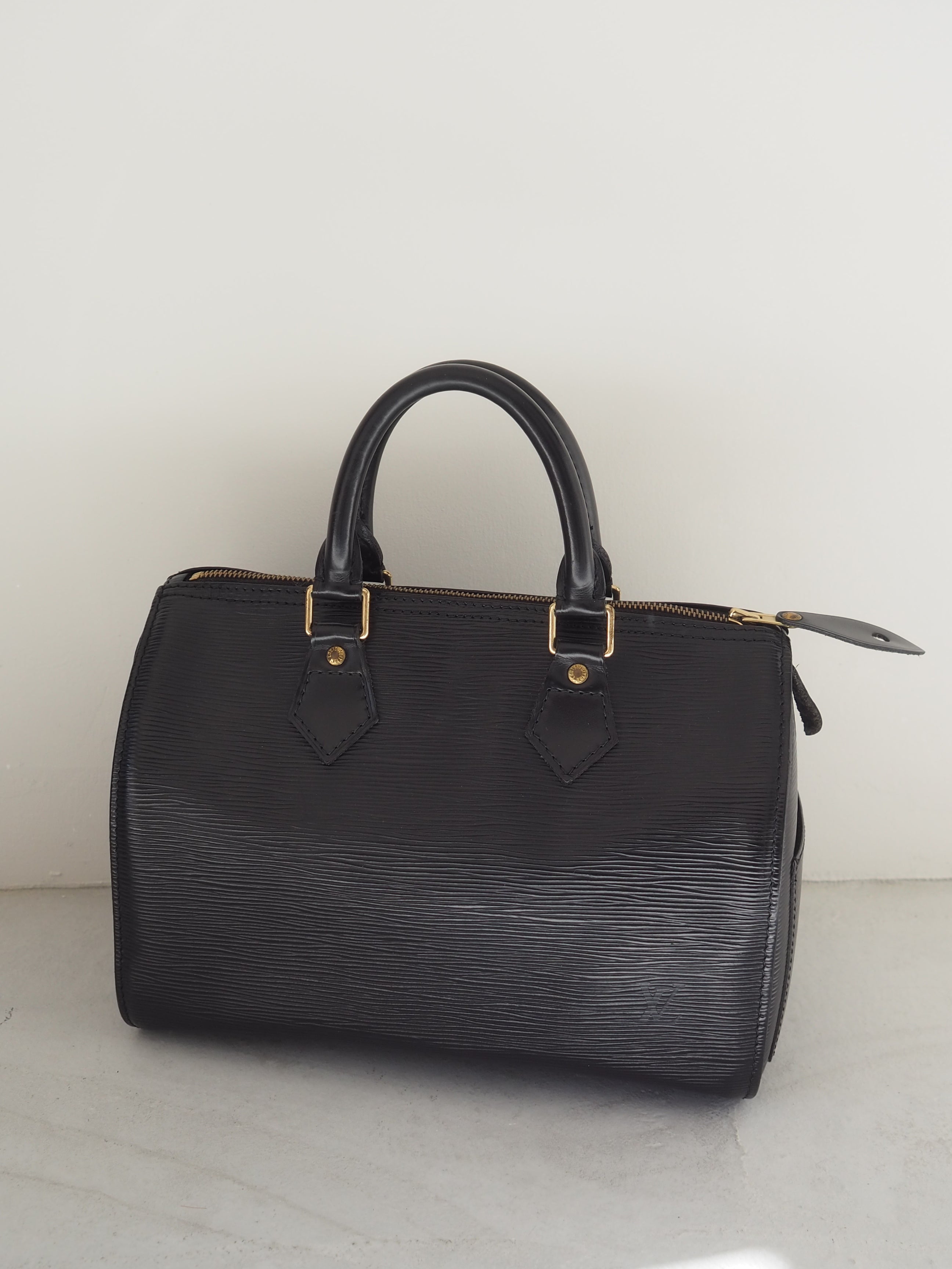 LOUIS VUITTON Speedy 25 Epi Boston Bag