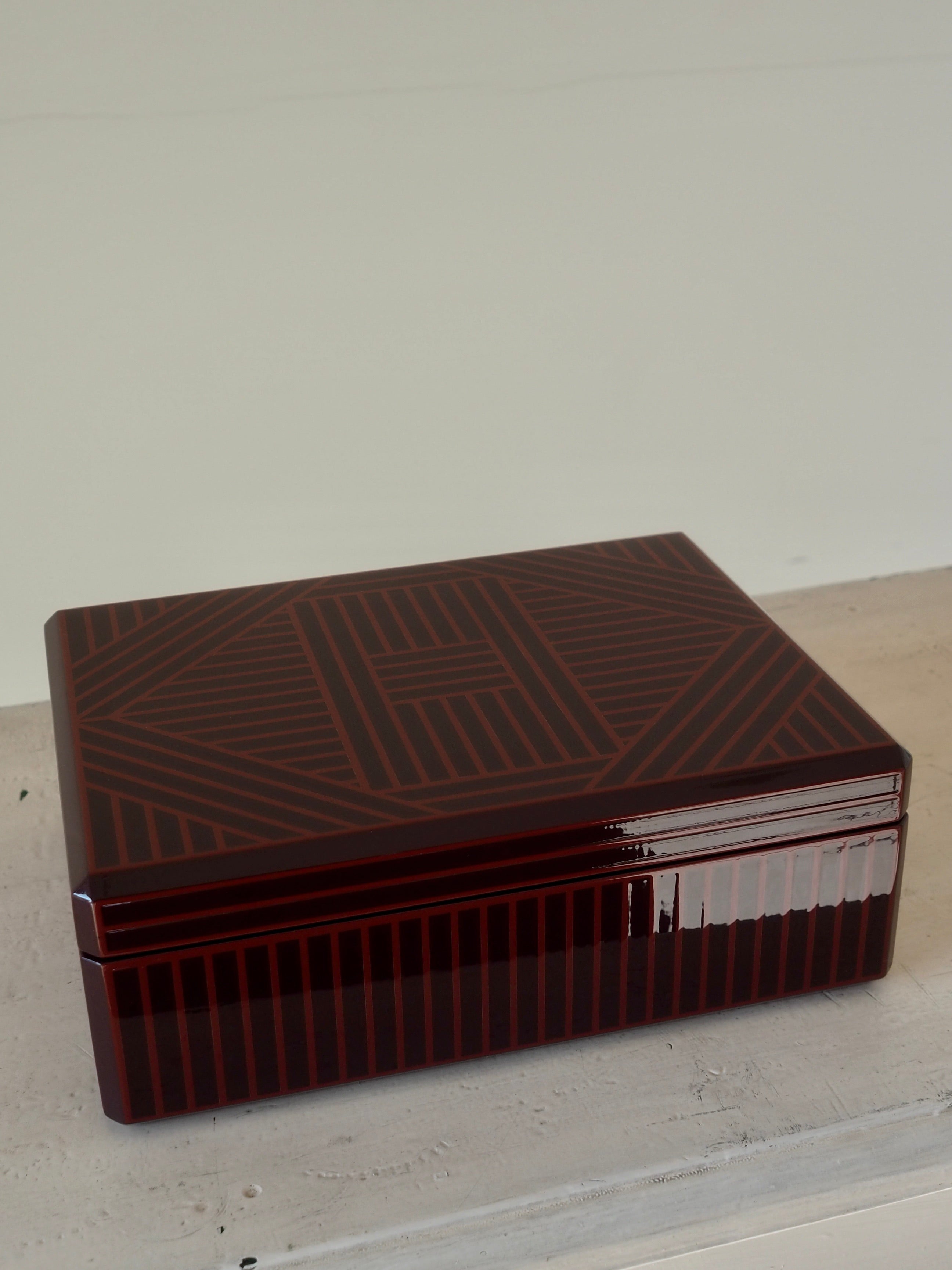 HERMÈS Facettes H Ruban Jewelry Box