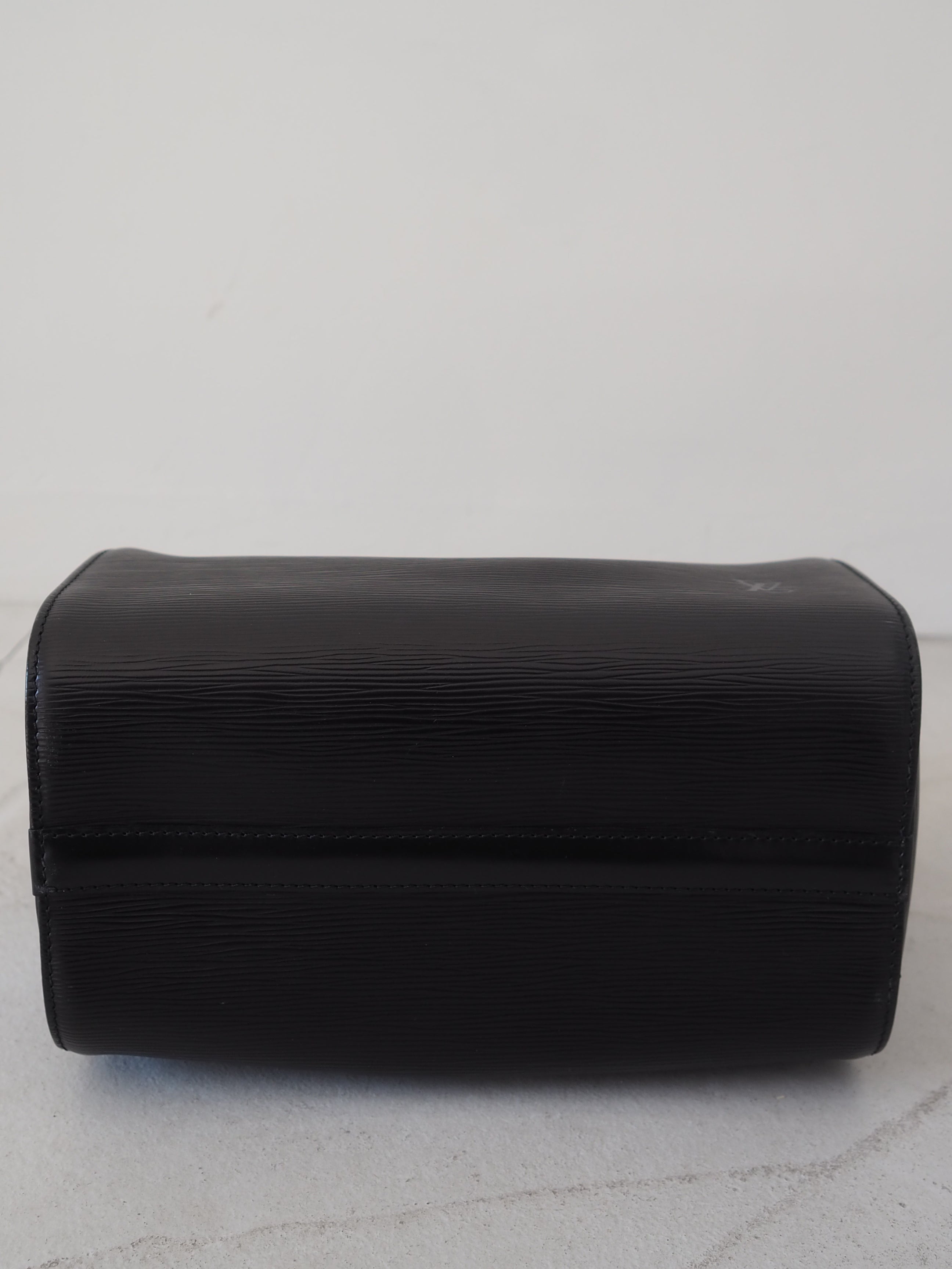 LOUIS VUITTON Speedy 25 Epi Boston Bag