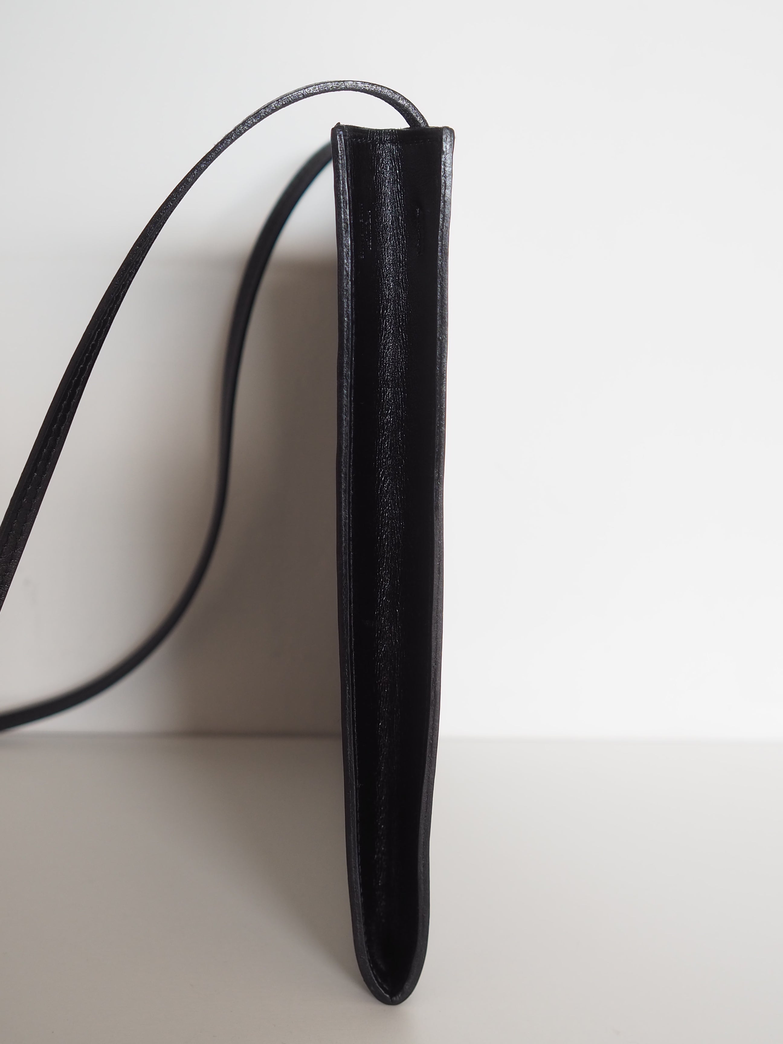 HERMÈS Onimaitou Shoulder Bag