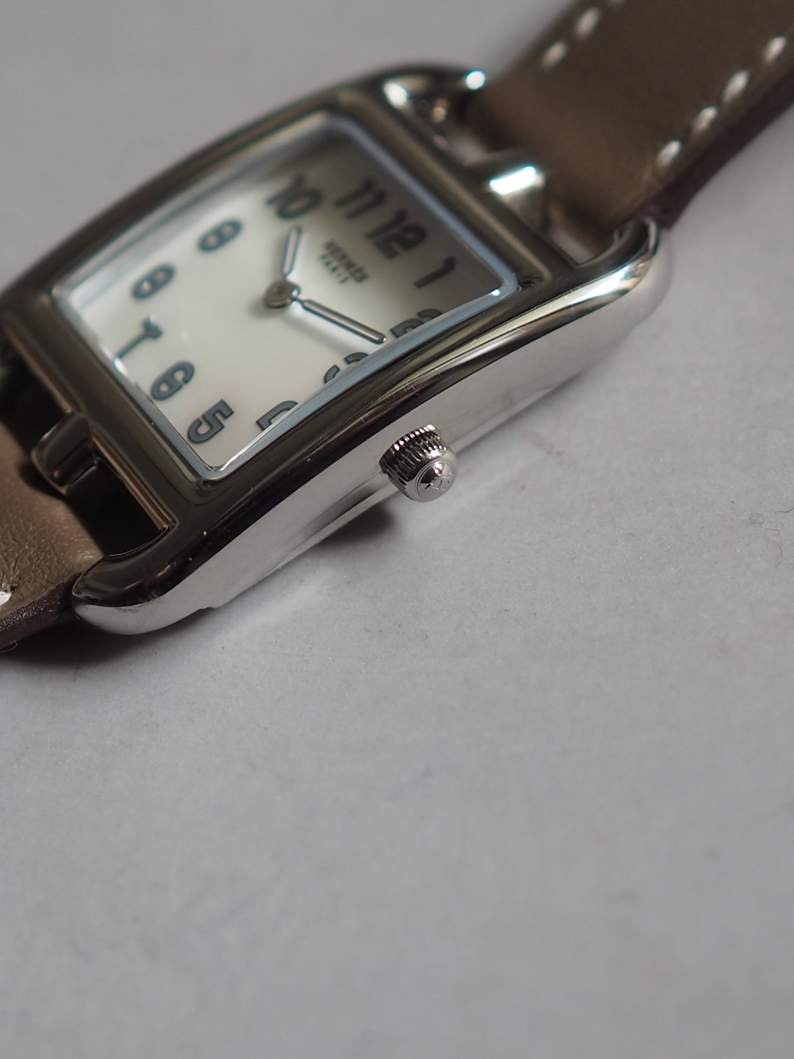 HERMÈS Cape Cod Watch Shell Dial