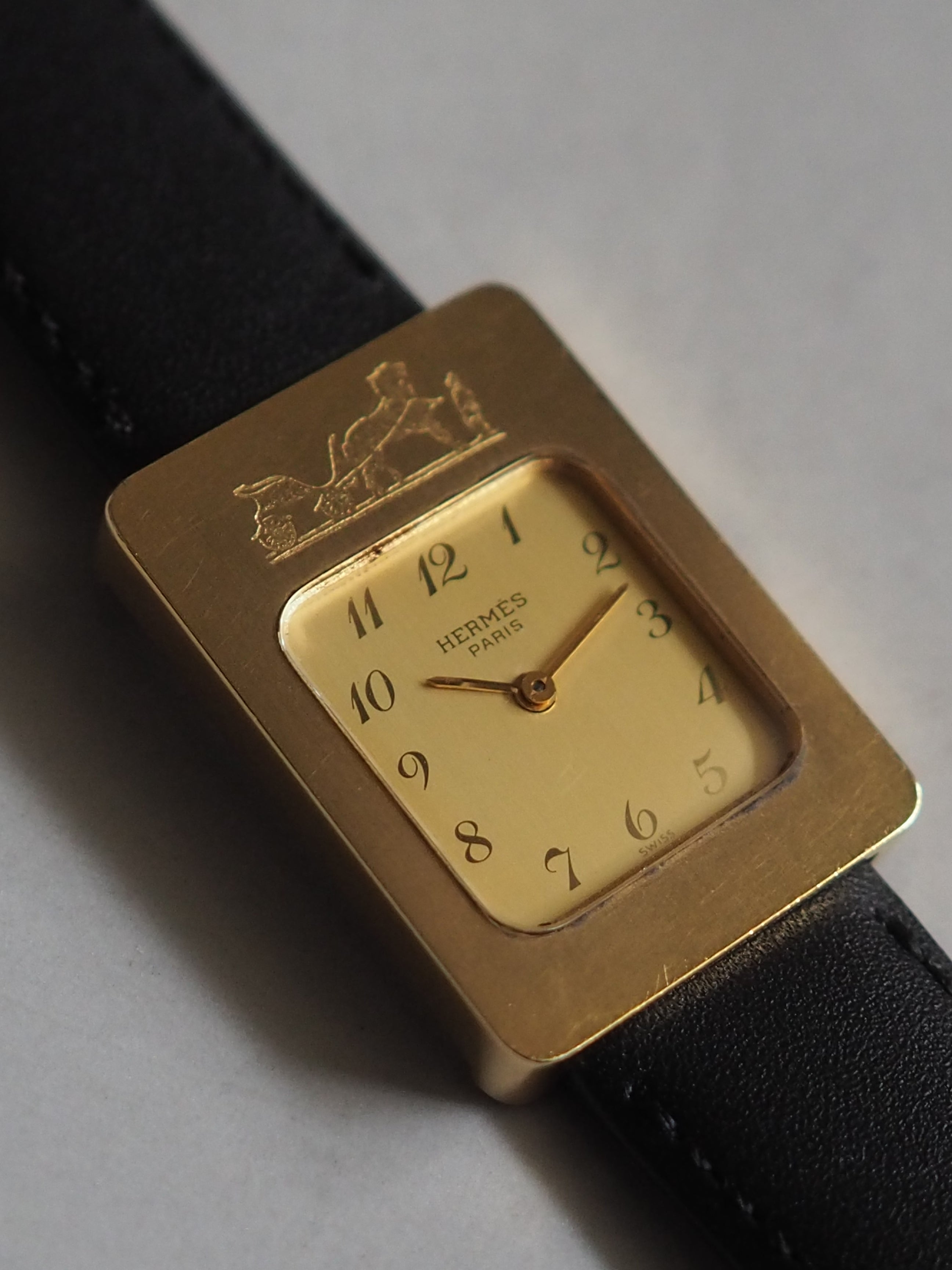HERMÈS Carréche Watch