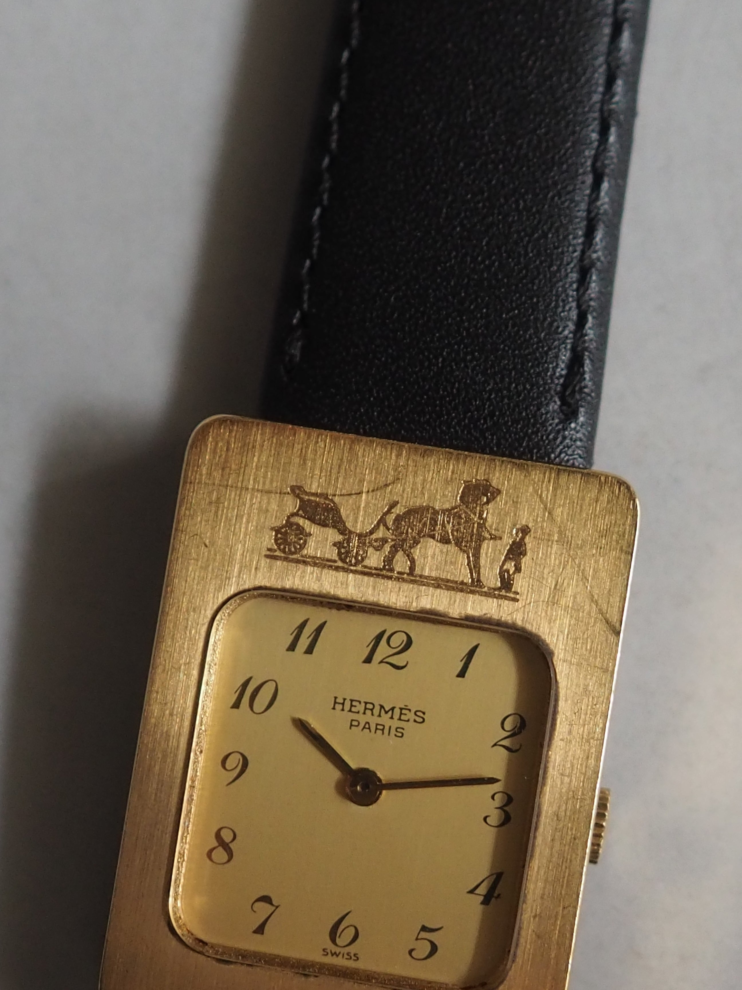 HERMÈS Carréche Watch