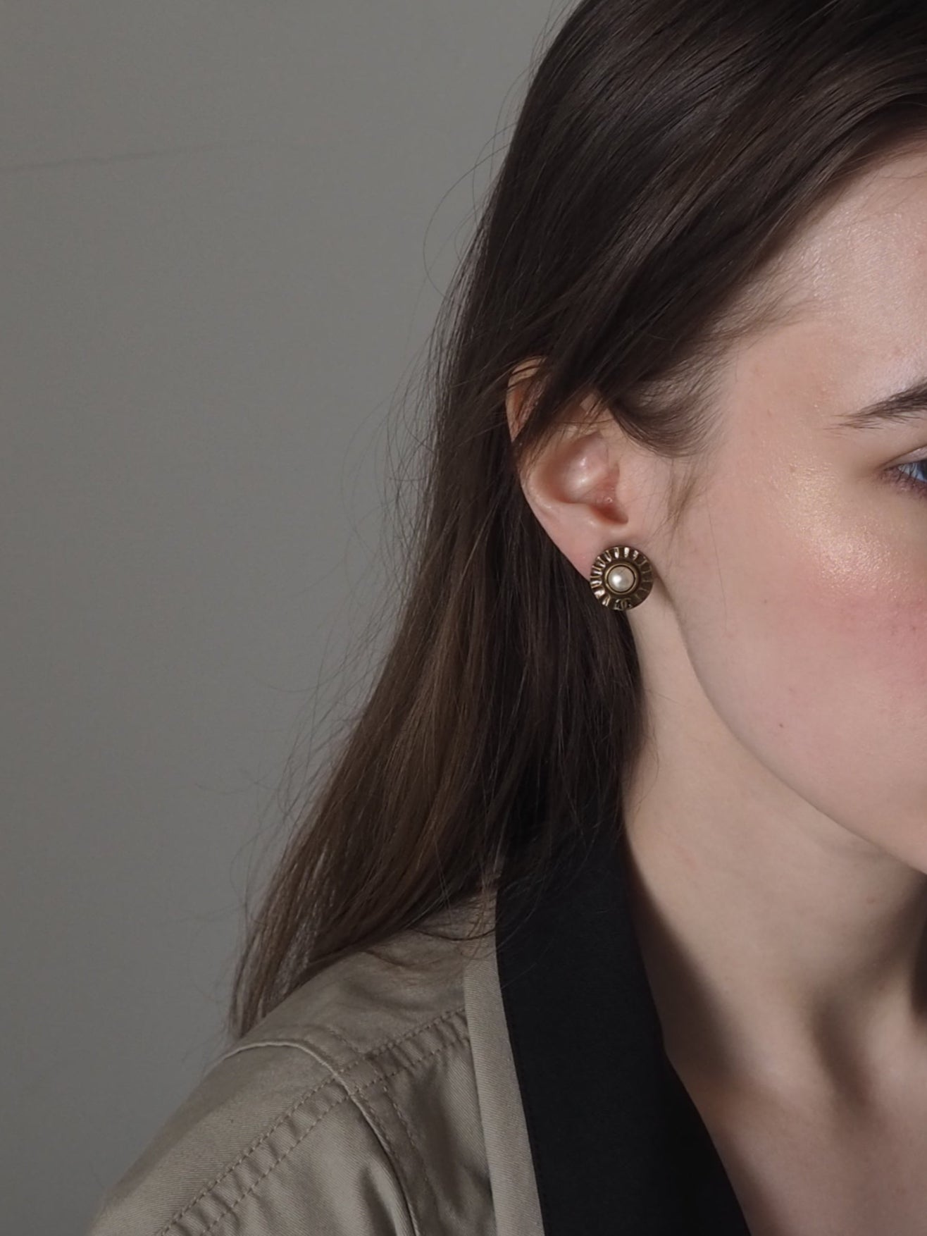 CHANEL COCO Pearl Earrings