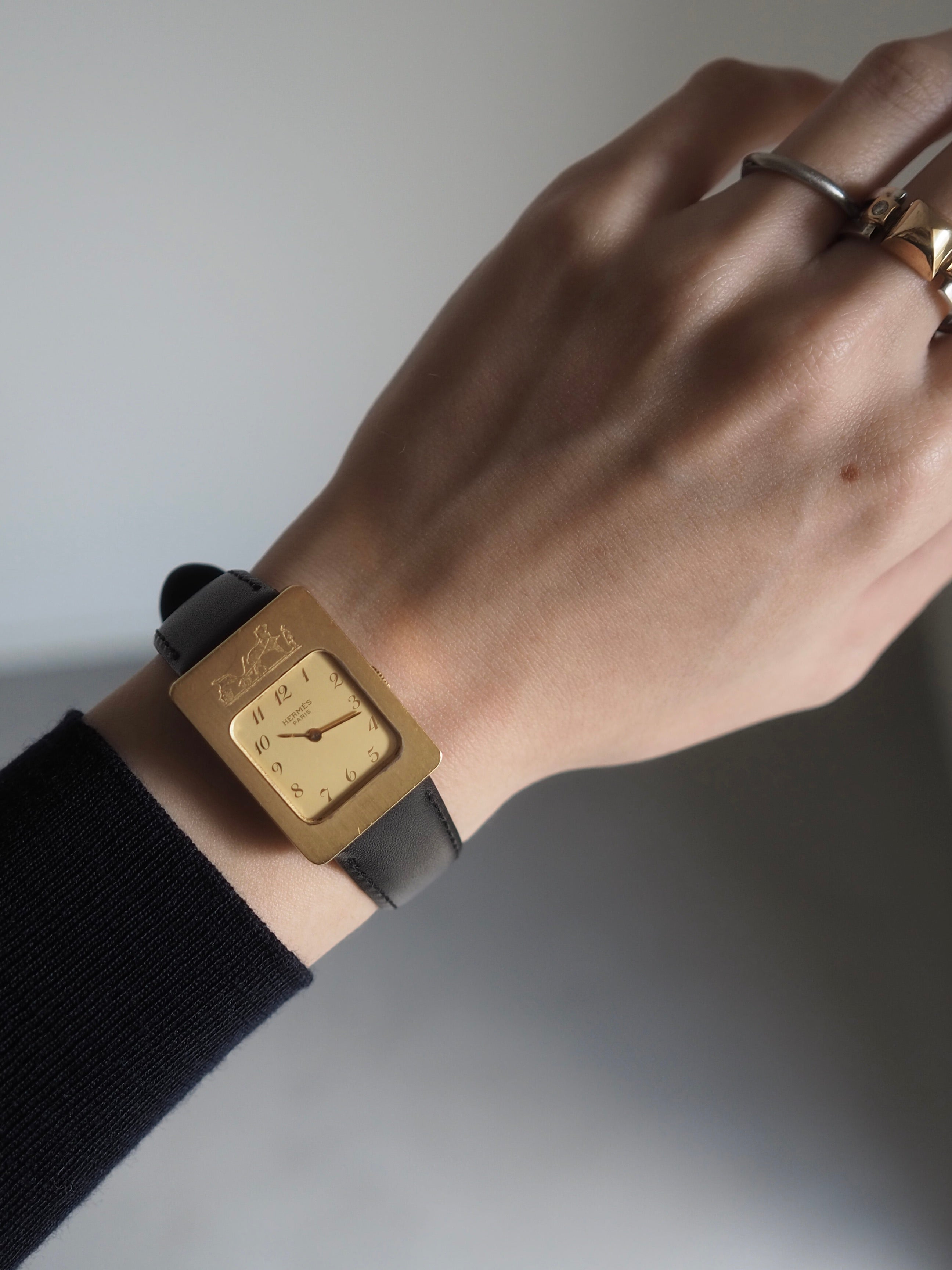 HERMÈS Carréche Watch