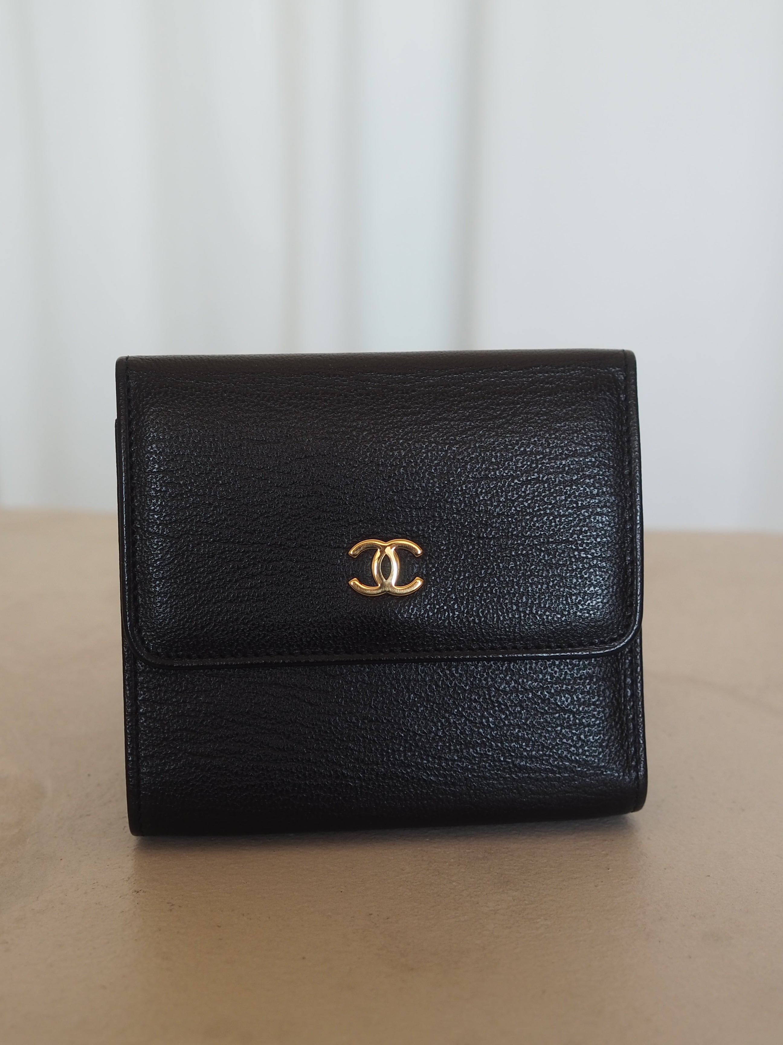 CHANEL Coco Button Compact Wallet
