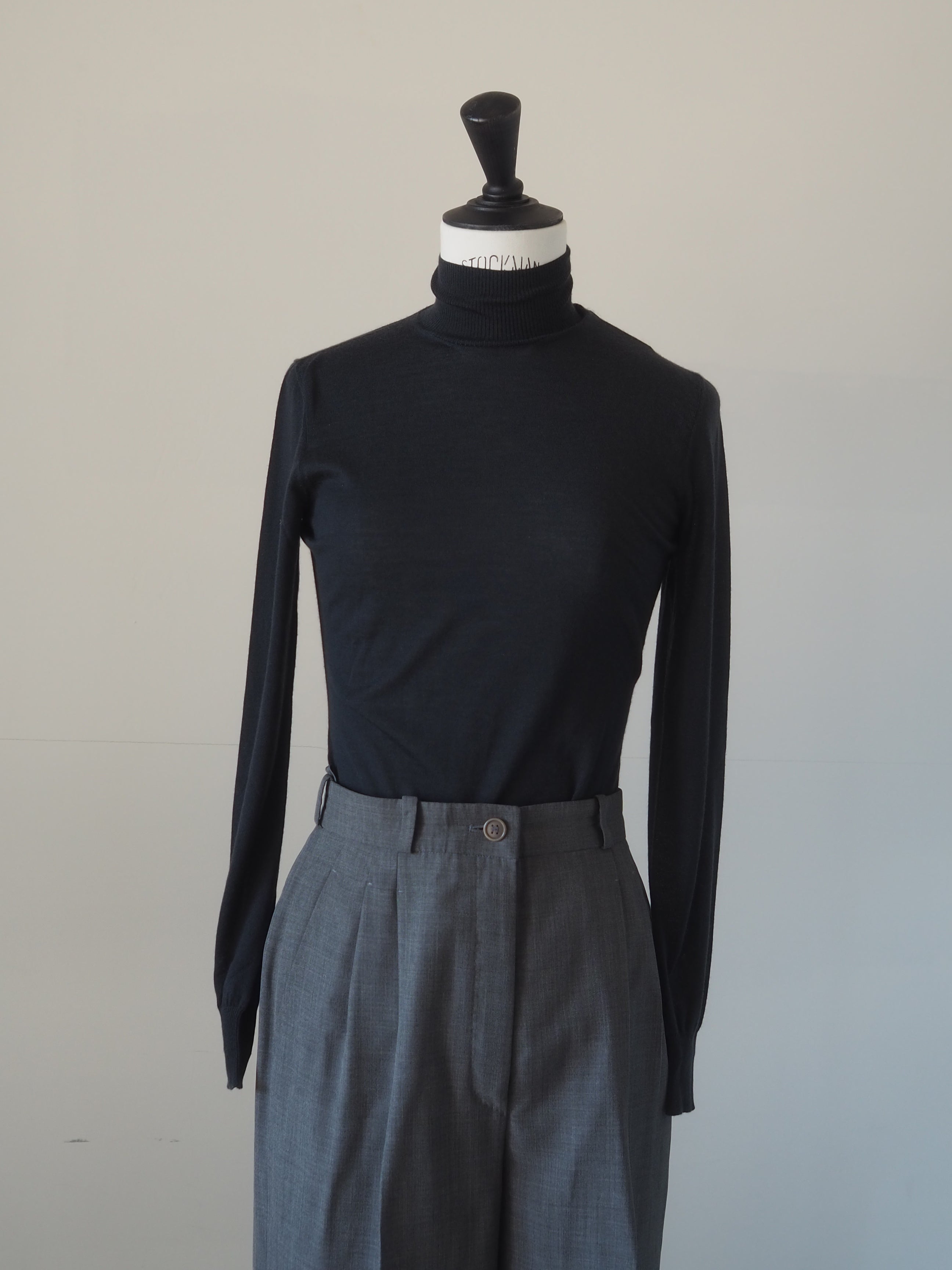 HERMÈS Cashmere High Neck Knit