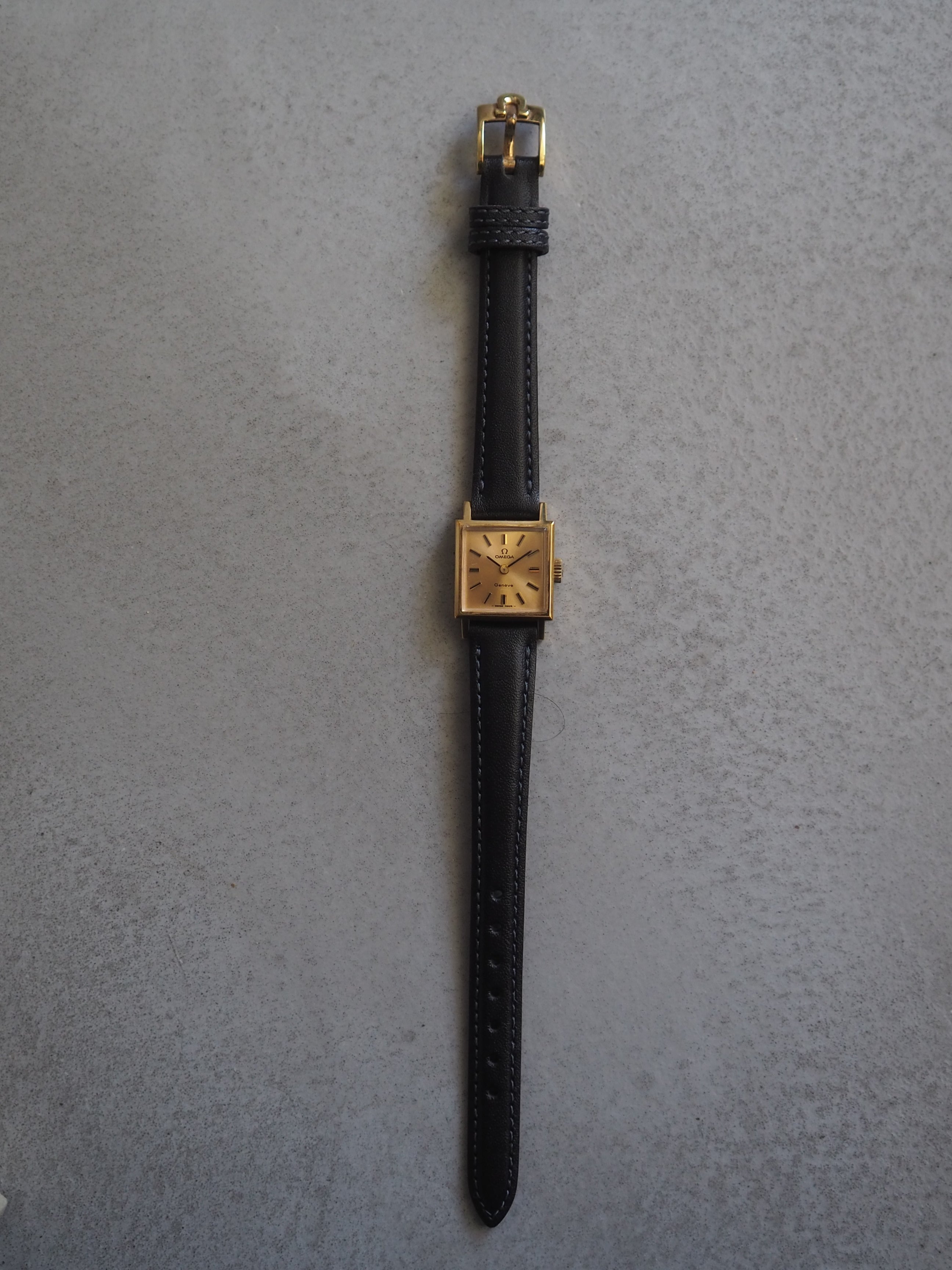 OMEGA Genève Square Watch