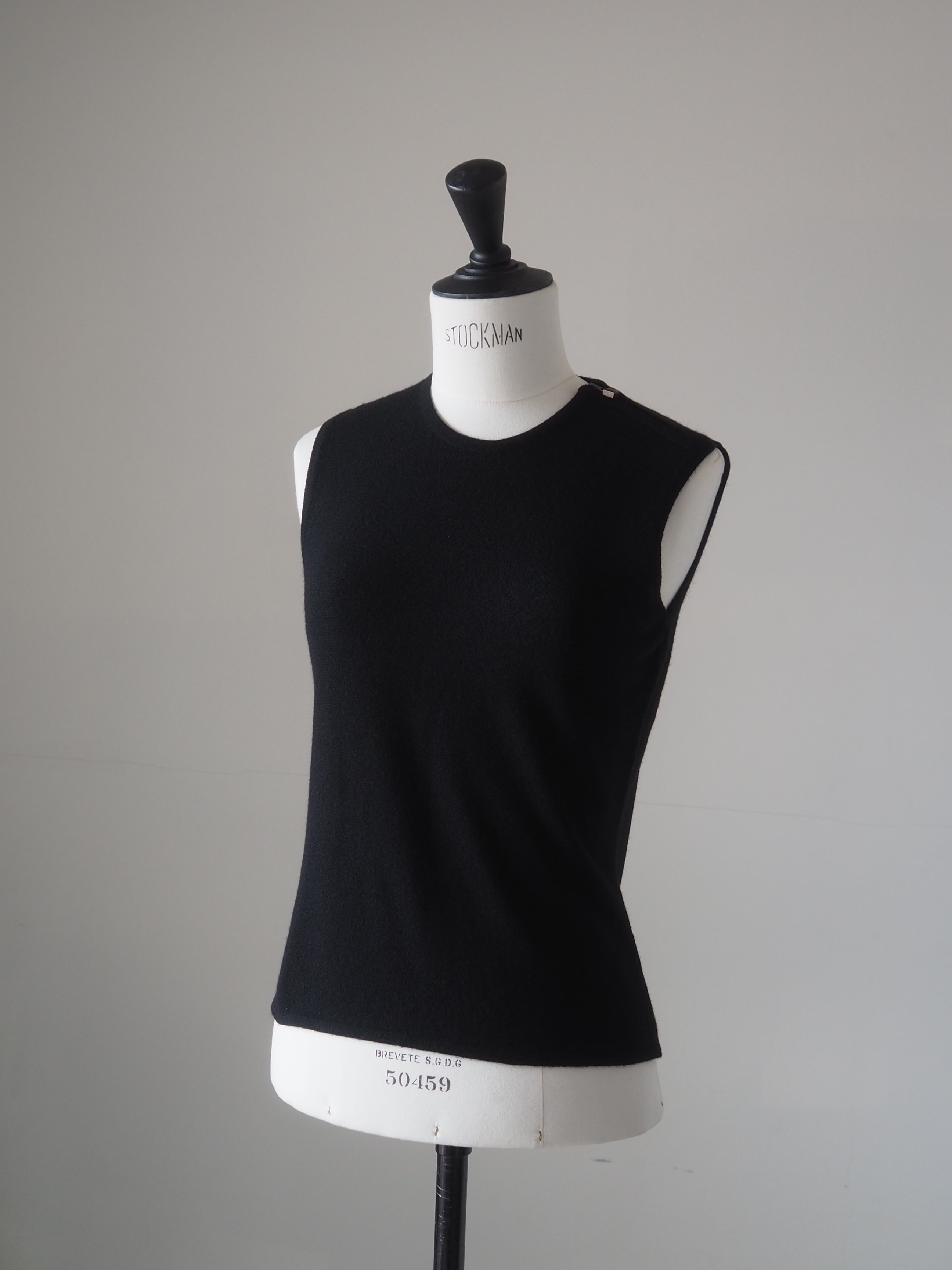 HERMÈS Kelly Padlock Cashmere Sleeveless Knit