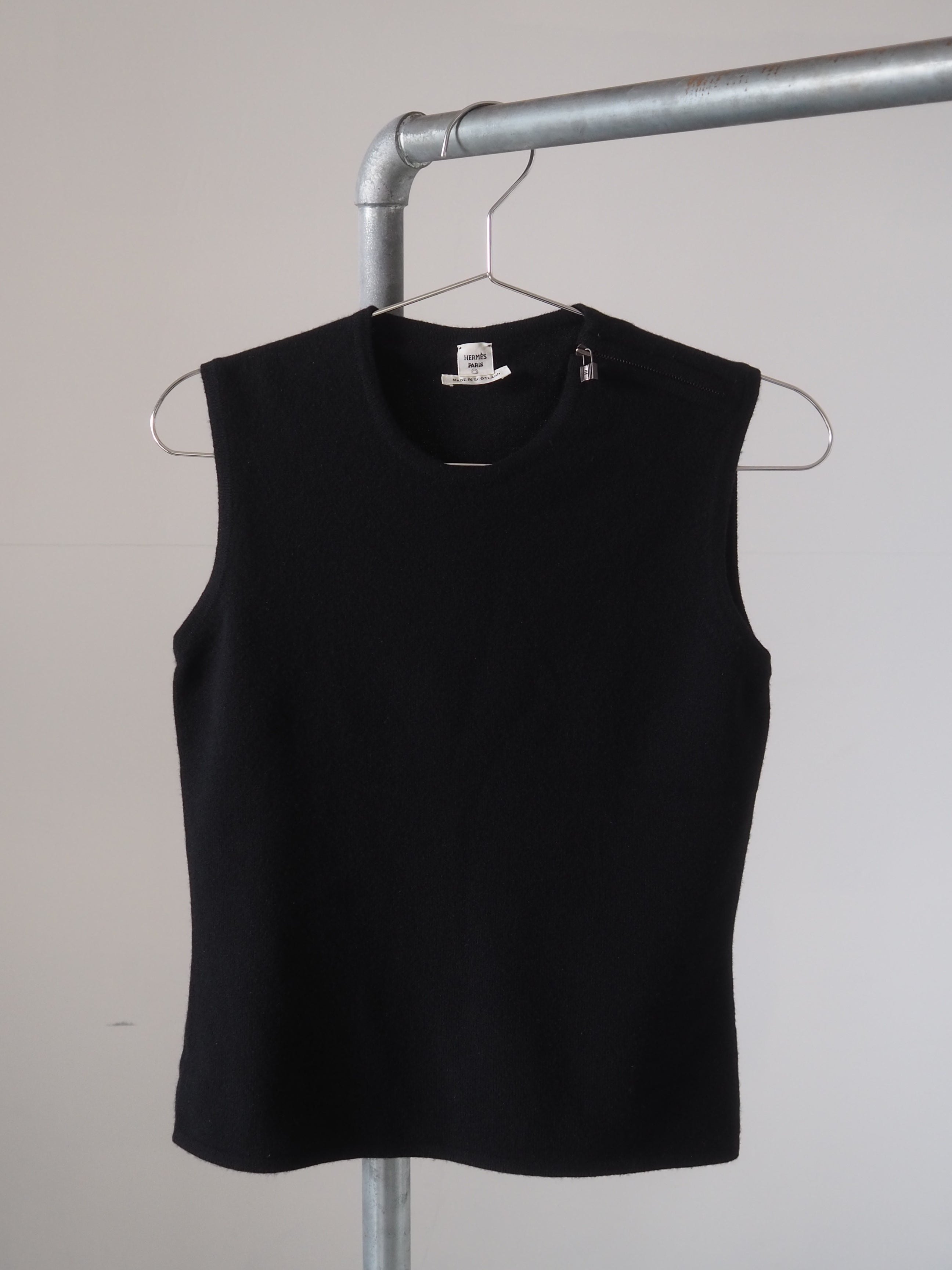 HERMÈS Kelly Padlock Cashmere Sleeveless Knit