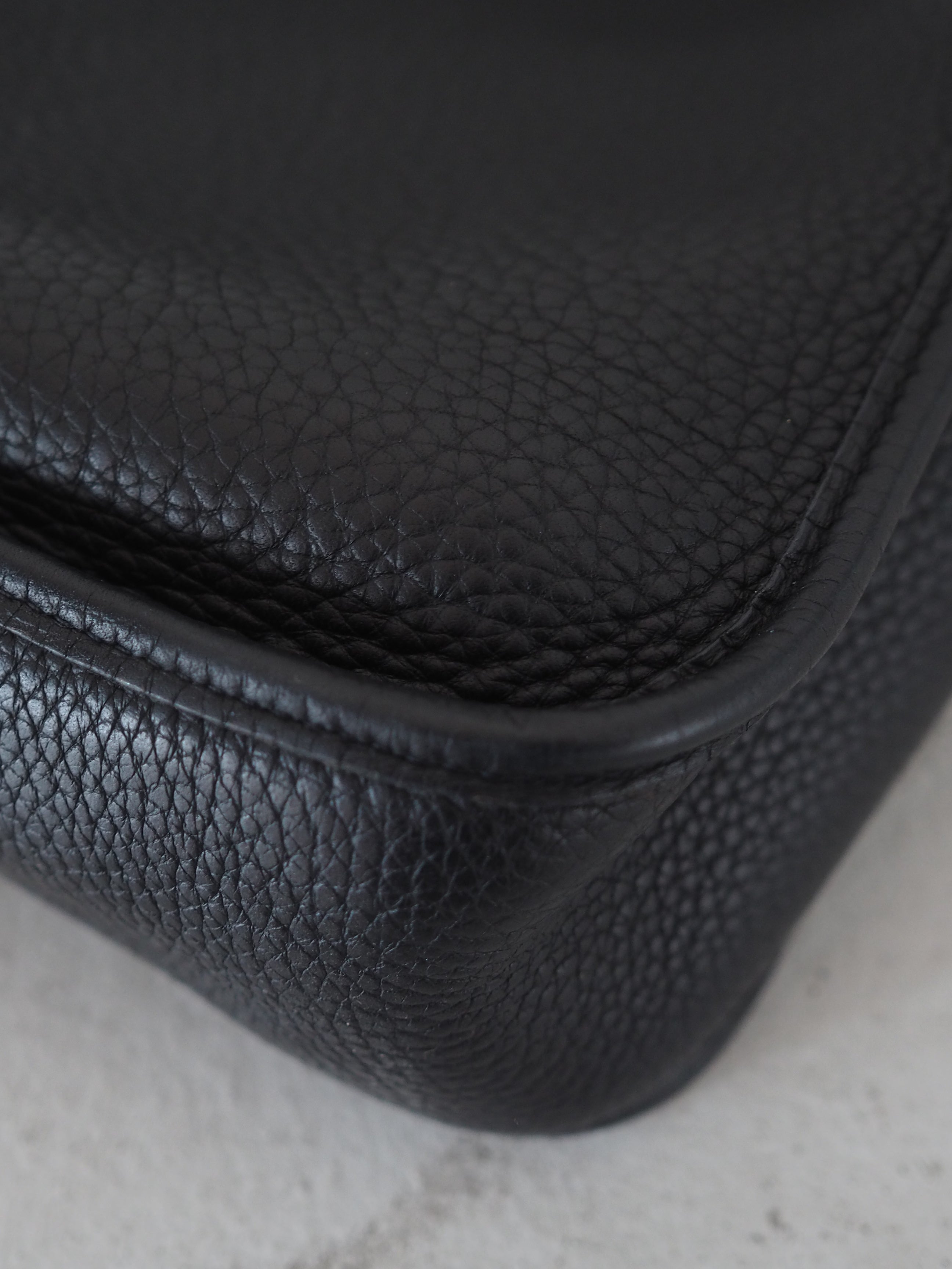 HERMÈS Vespa GM Shoulder Bag