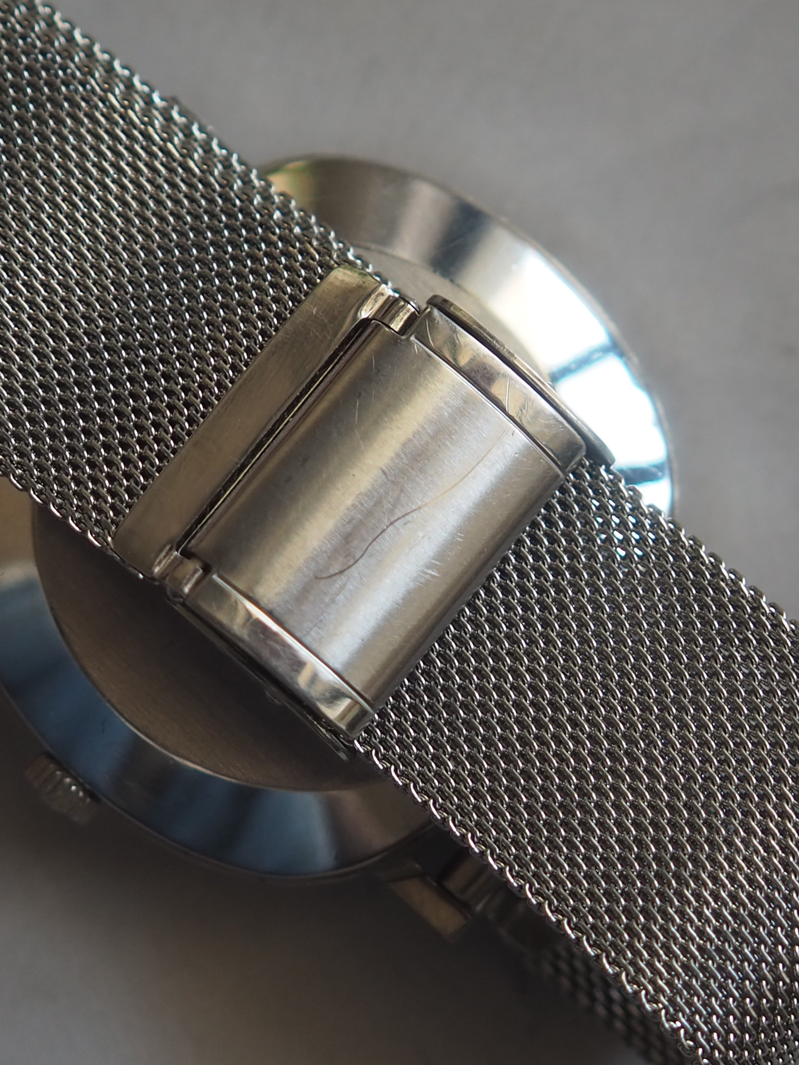 OMEGA DE VILLE Horizontal Oval Watch