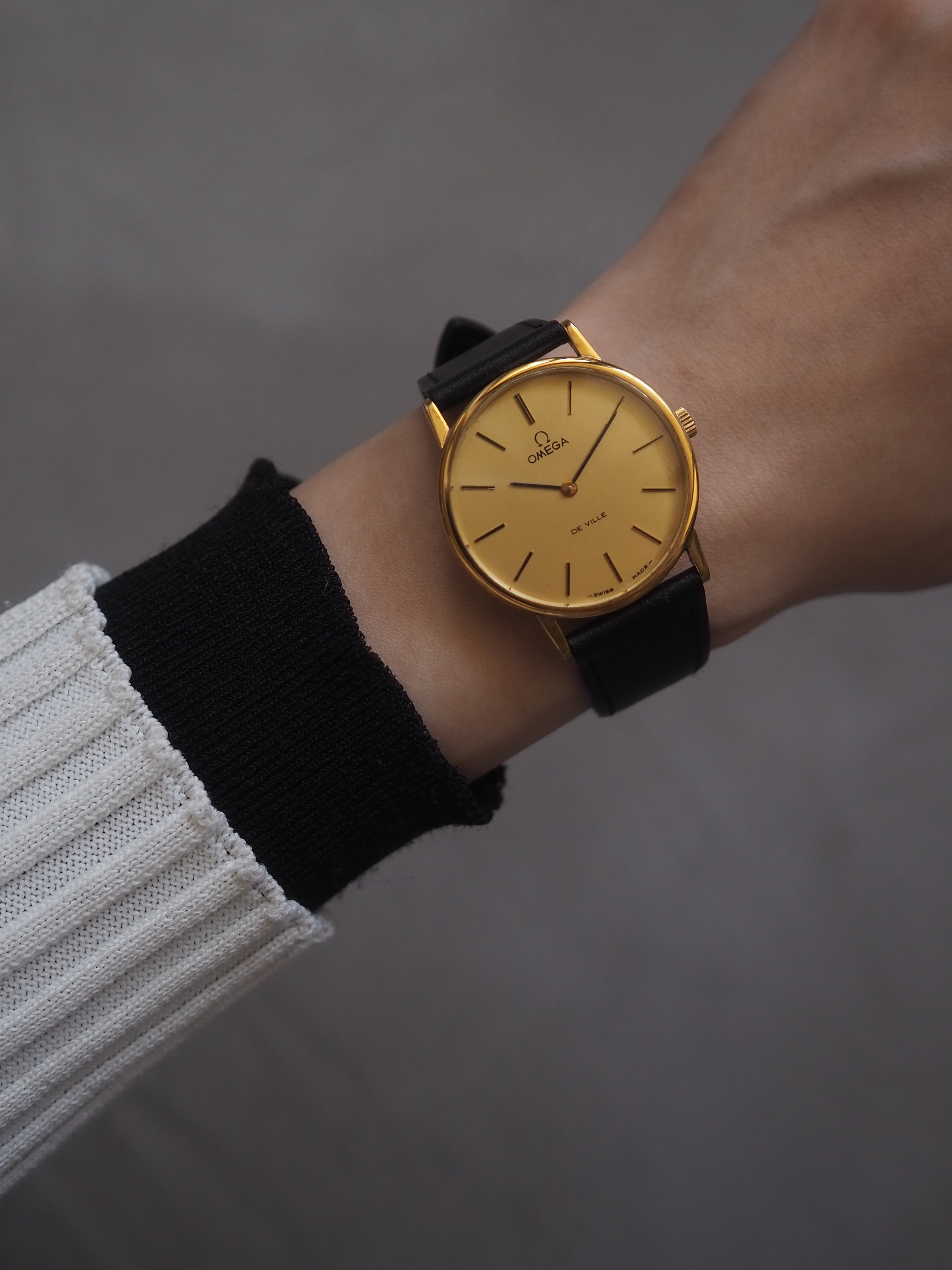 OMEGA De Ville Round Watch