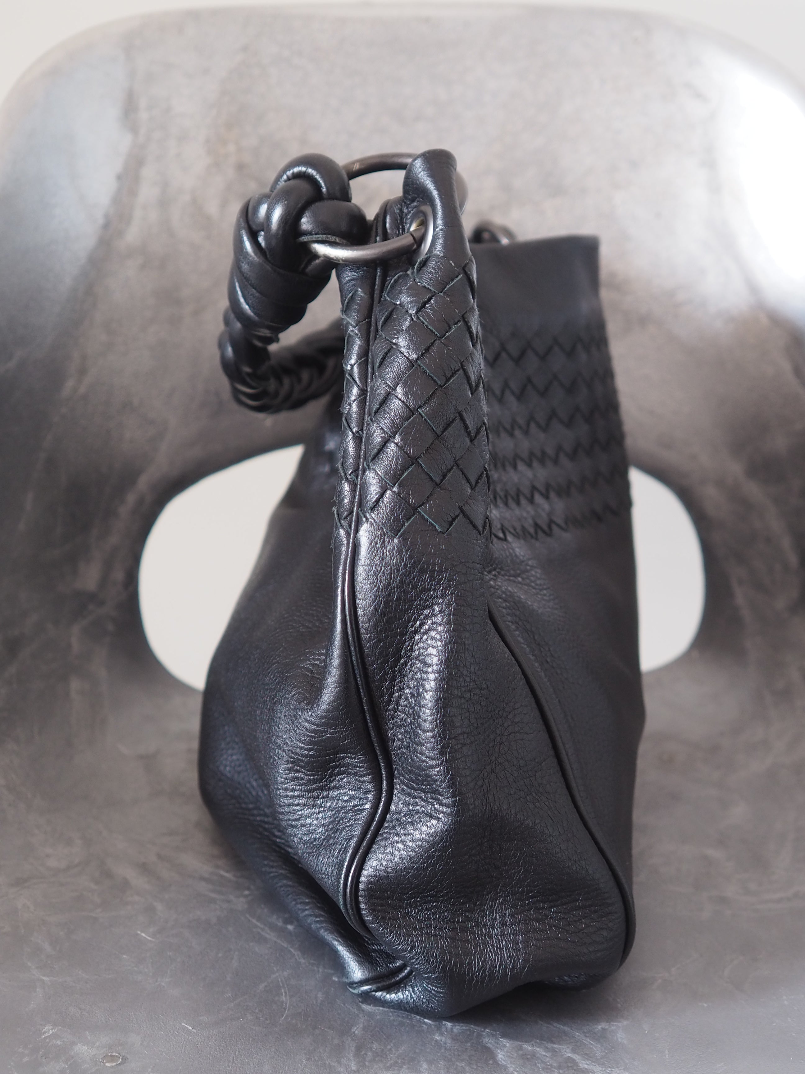 BOTTEGA VENETA Intrechart Shoulder bag