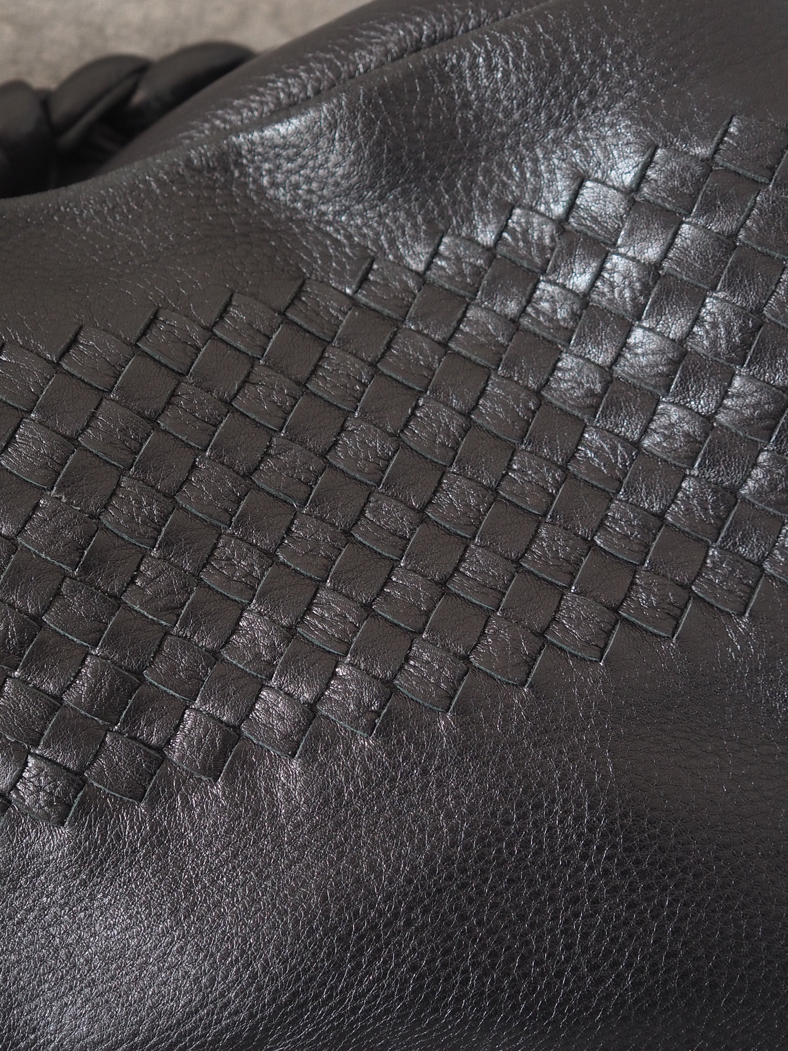 BOTTEGA VENETA Intrechart Shoulder bag