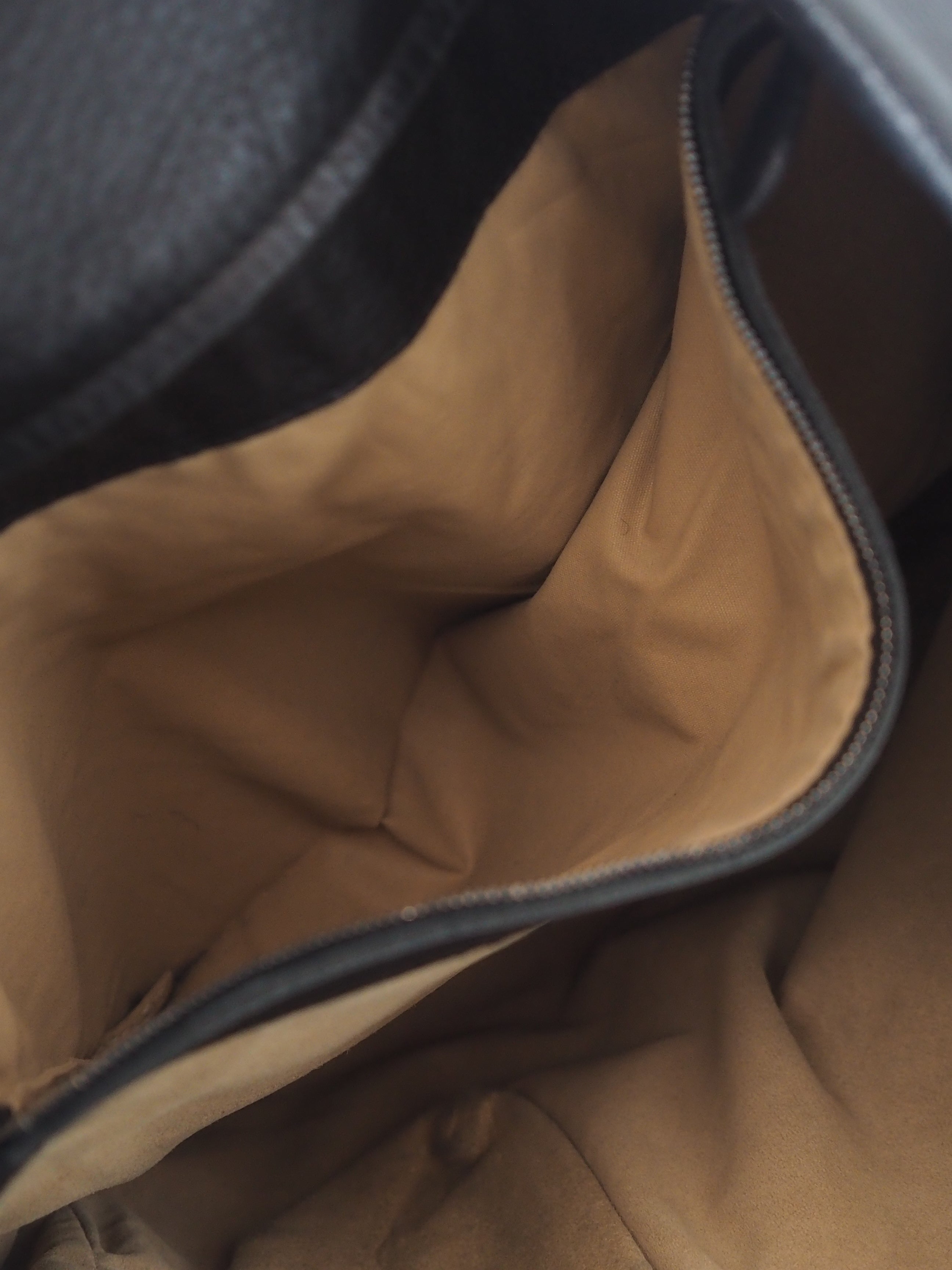 BOTTEGA VENETA Intrechart Shoulder bag