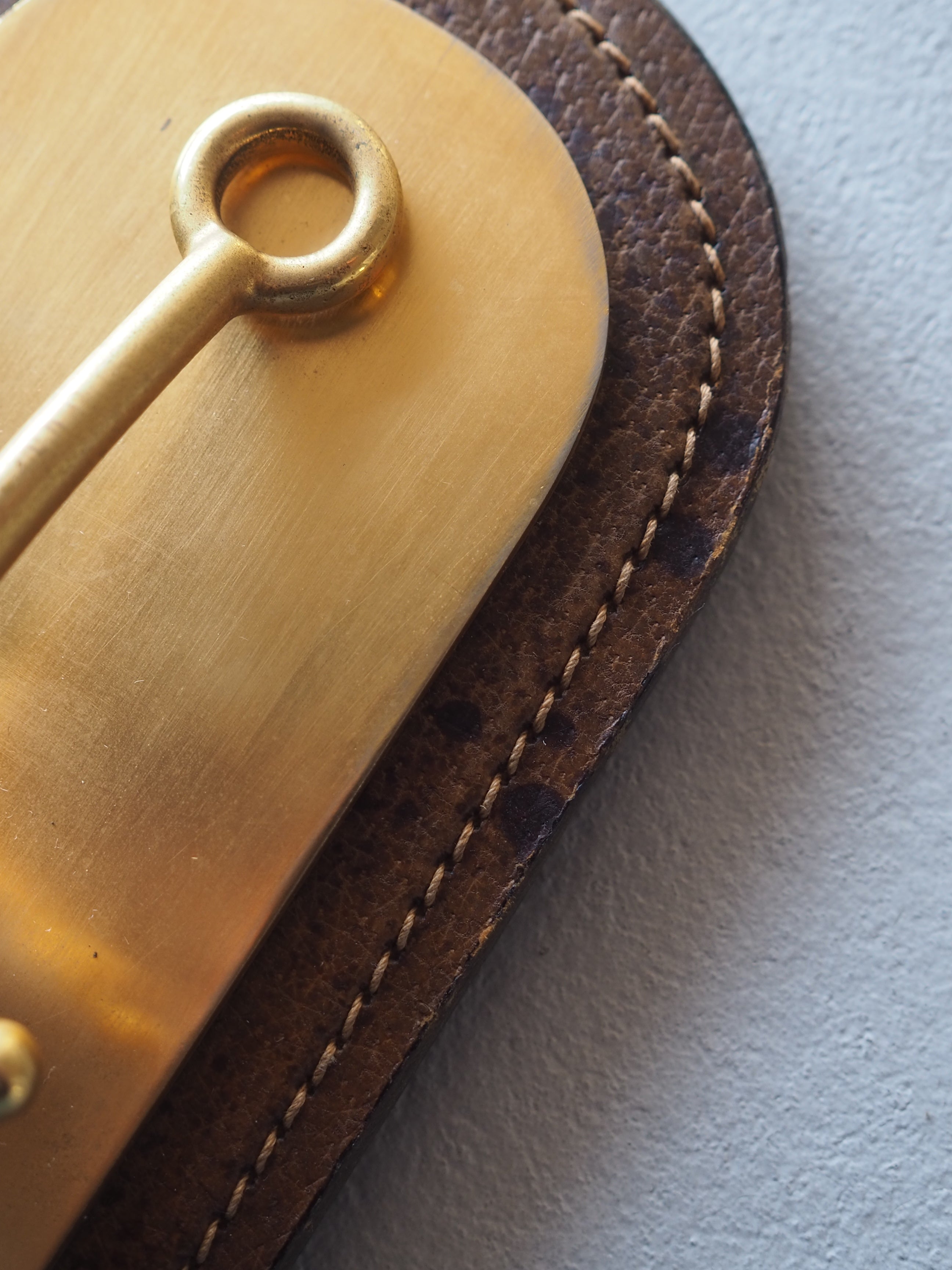 GUCCI Horsebit Paperweight