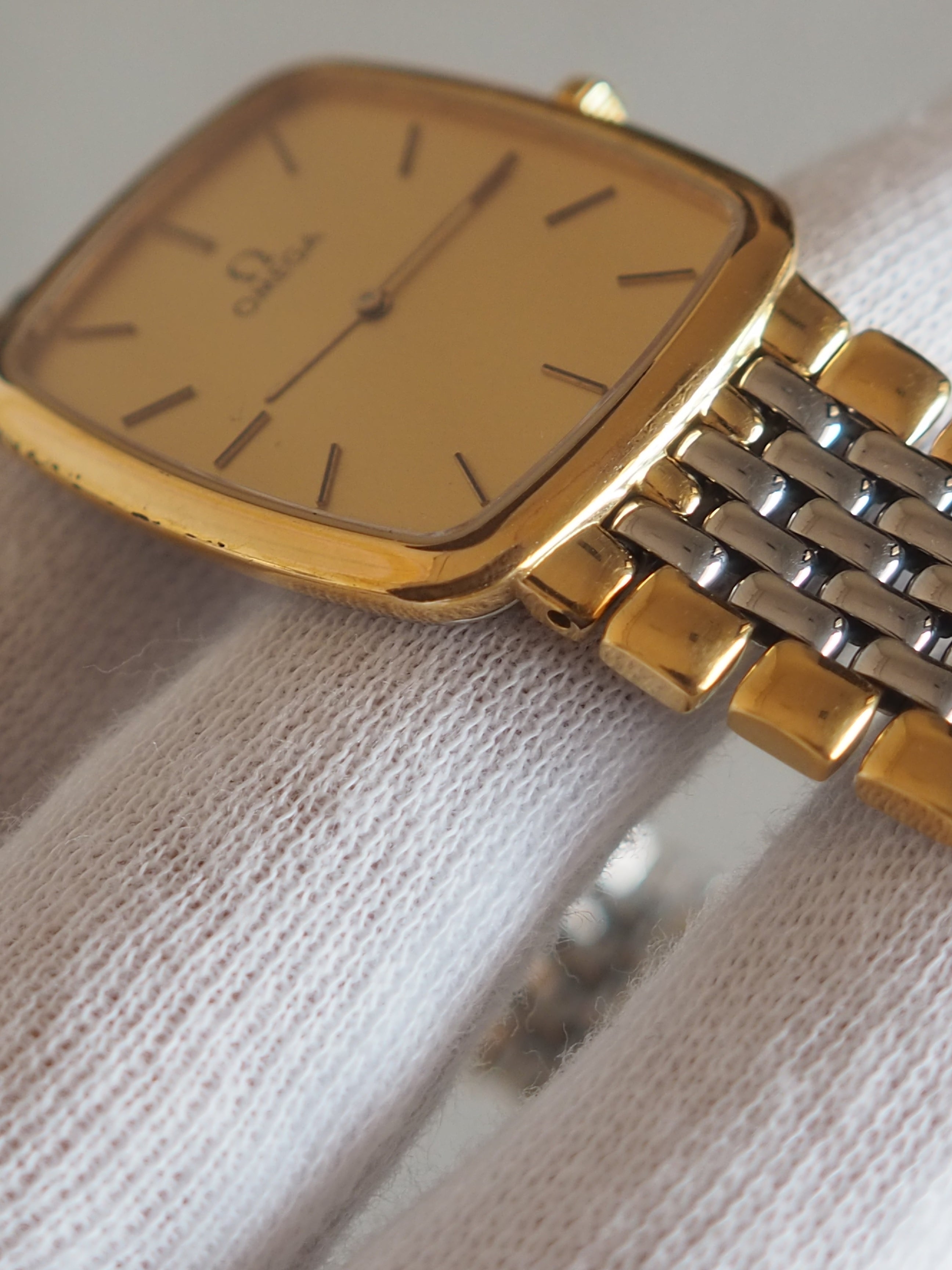 OMEGA DE VILLE Square Watch