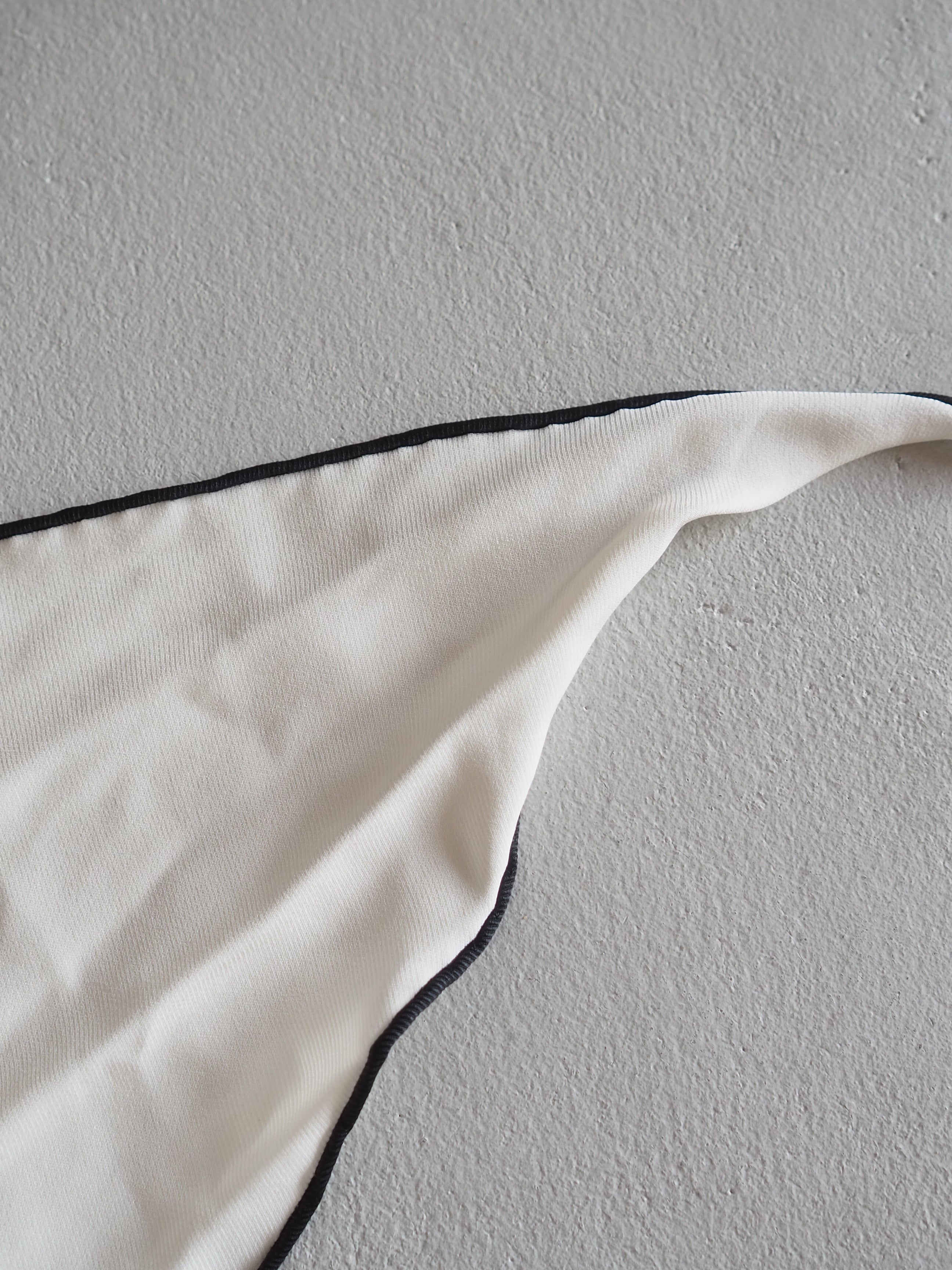 HERMES Losange Scarf