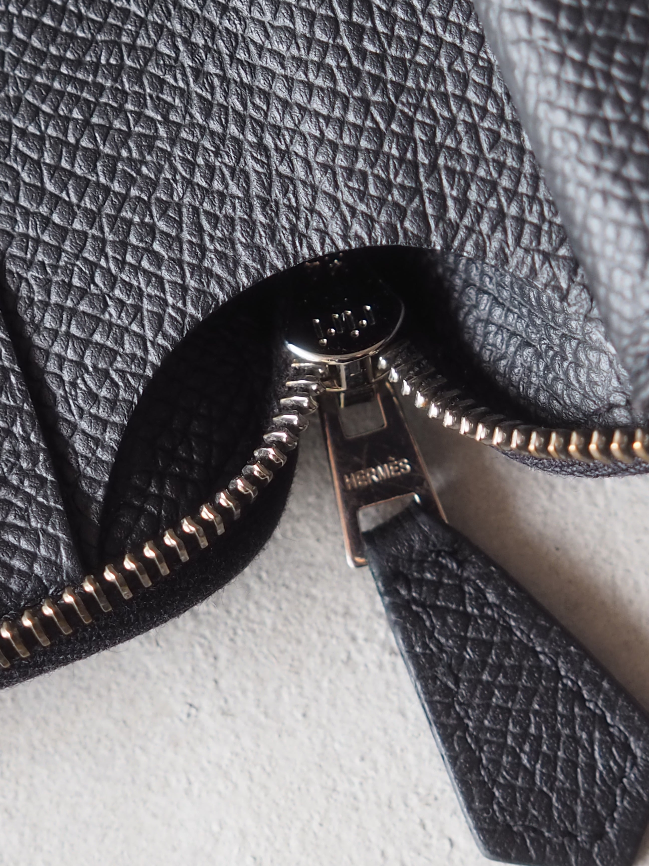 HERMÈS Azap Vertical Wallet