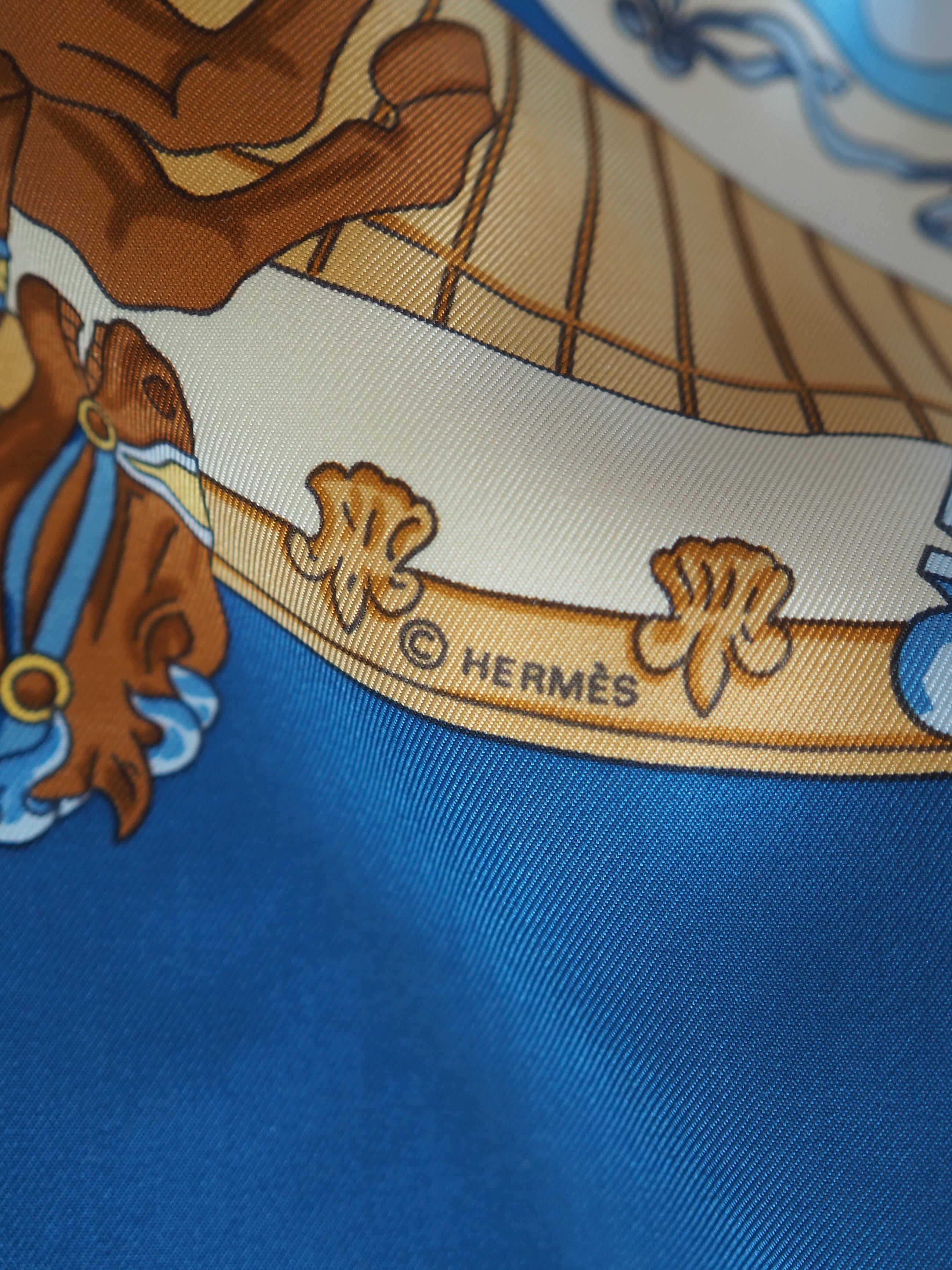 HERMES Scarf Care 90 " La Tour Eiffel S'Envole "