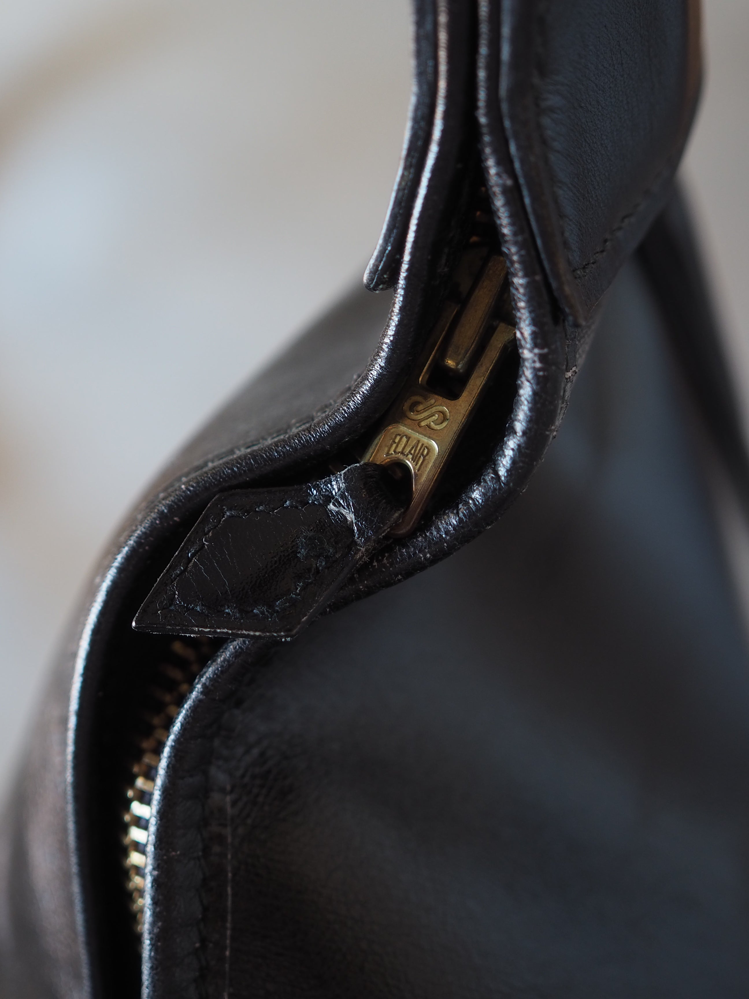 HERMÈS Trim 35 Shoulder Bag