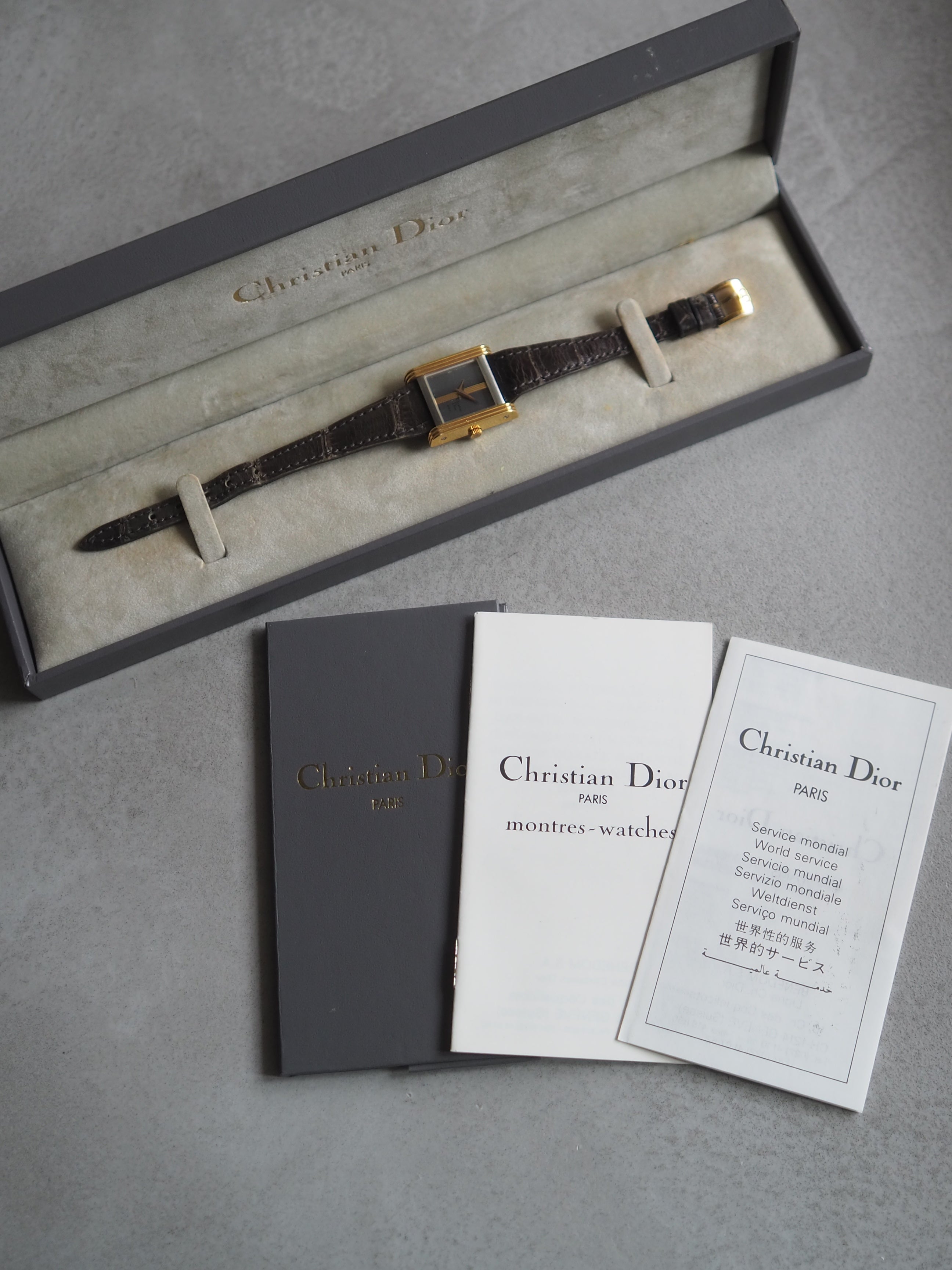 Christian Dior Square Watch YG750