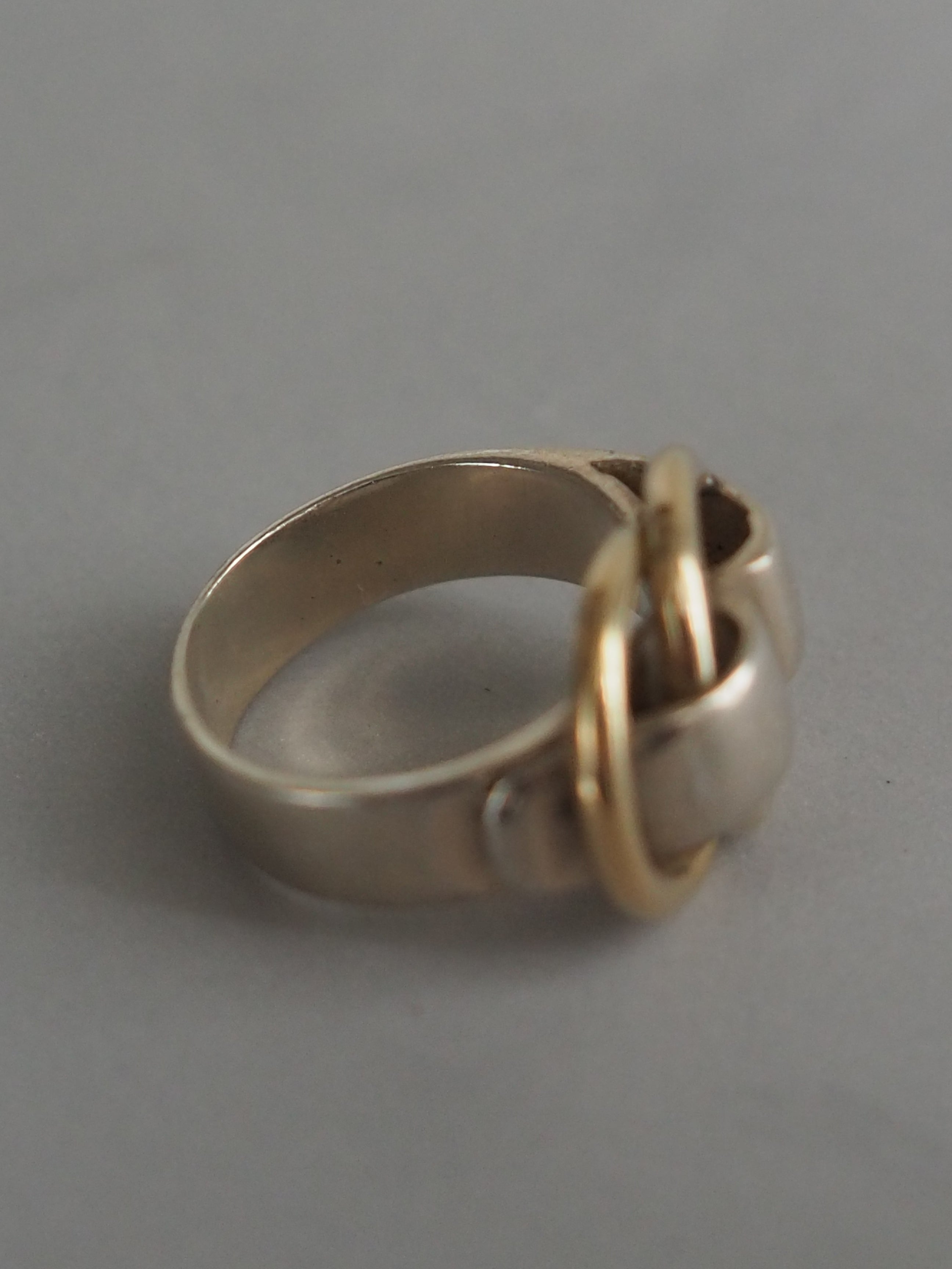 HERMÈS “Deux Anneaux” Ring