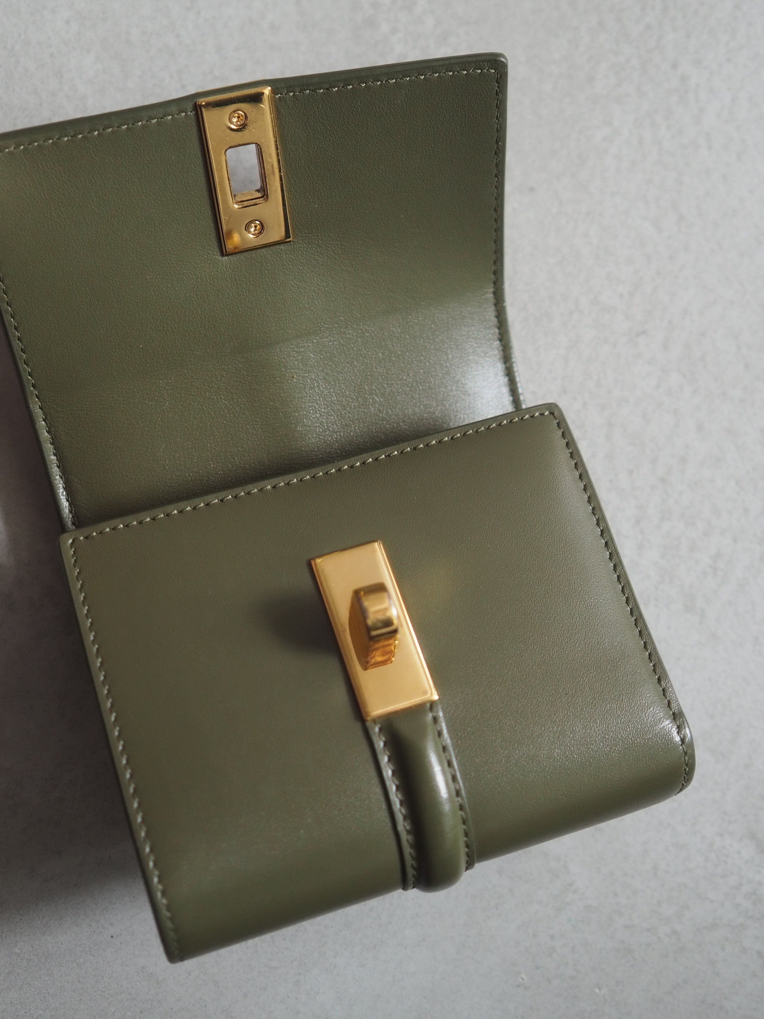 CELINE 16 Seize Compact Wallet