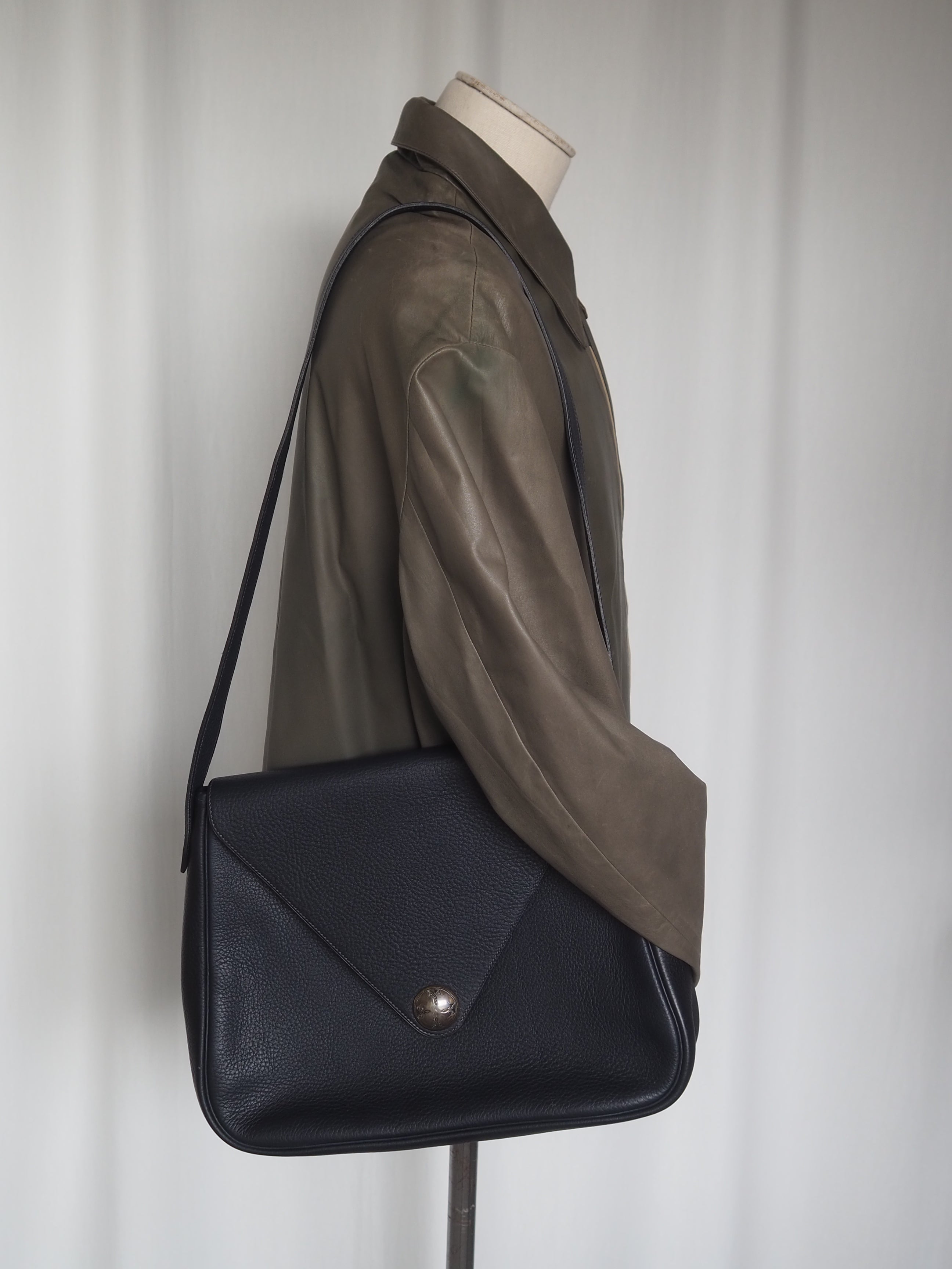 HERMÈS Christine Touareg Shoulder Bag