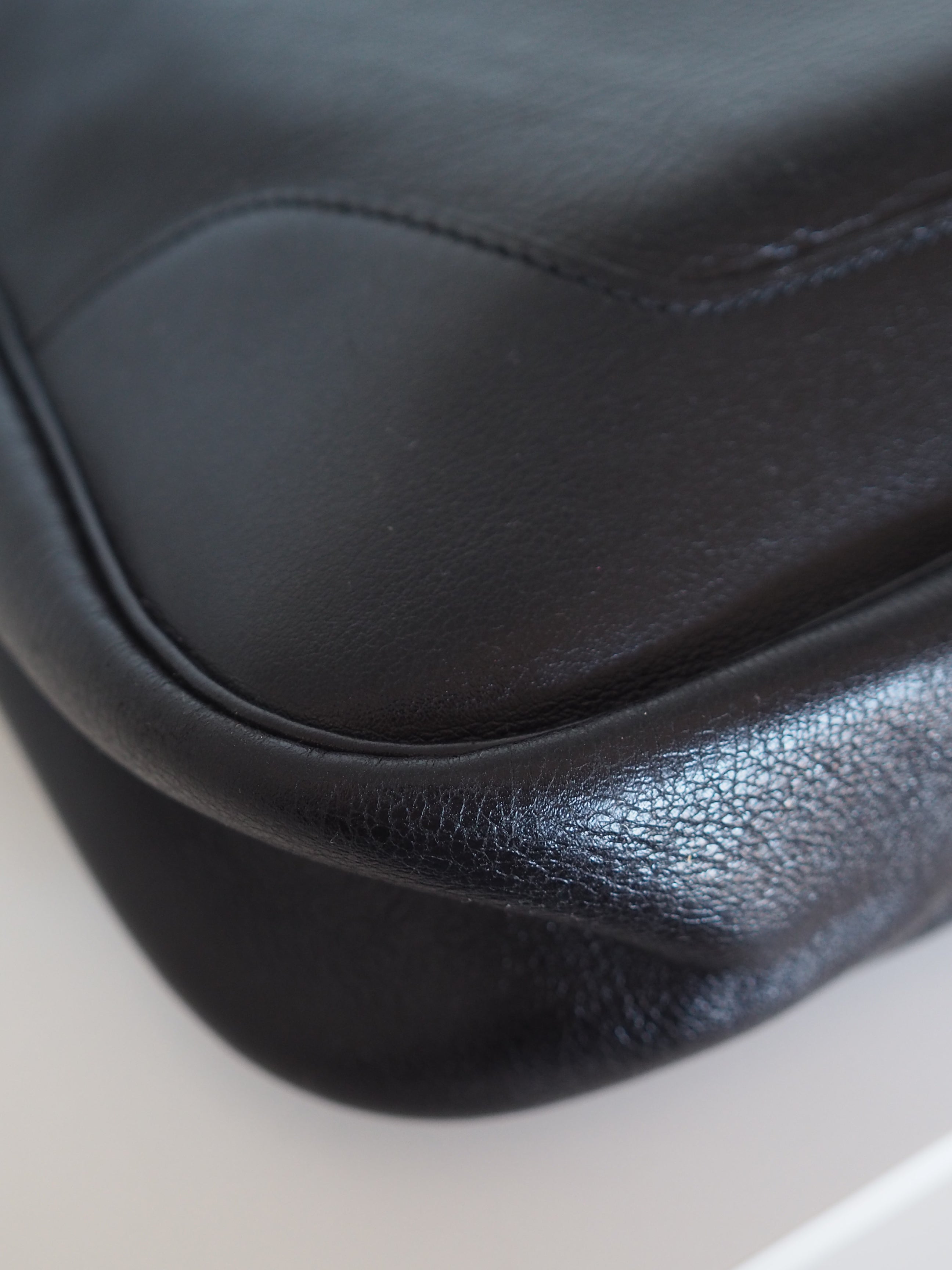 HERMÈS Trim 31 Shoulder Bag