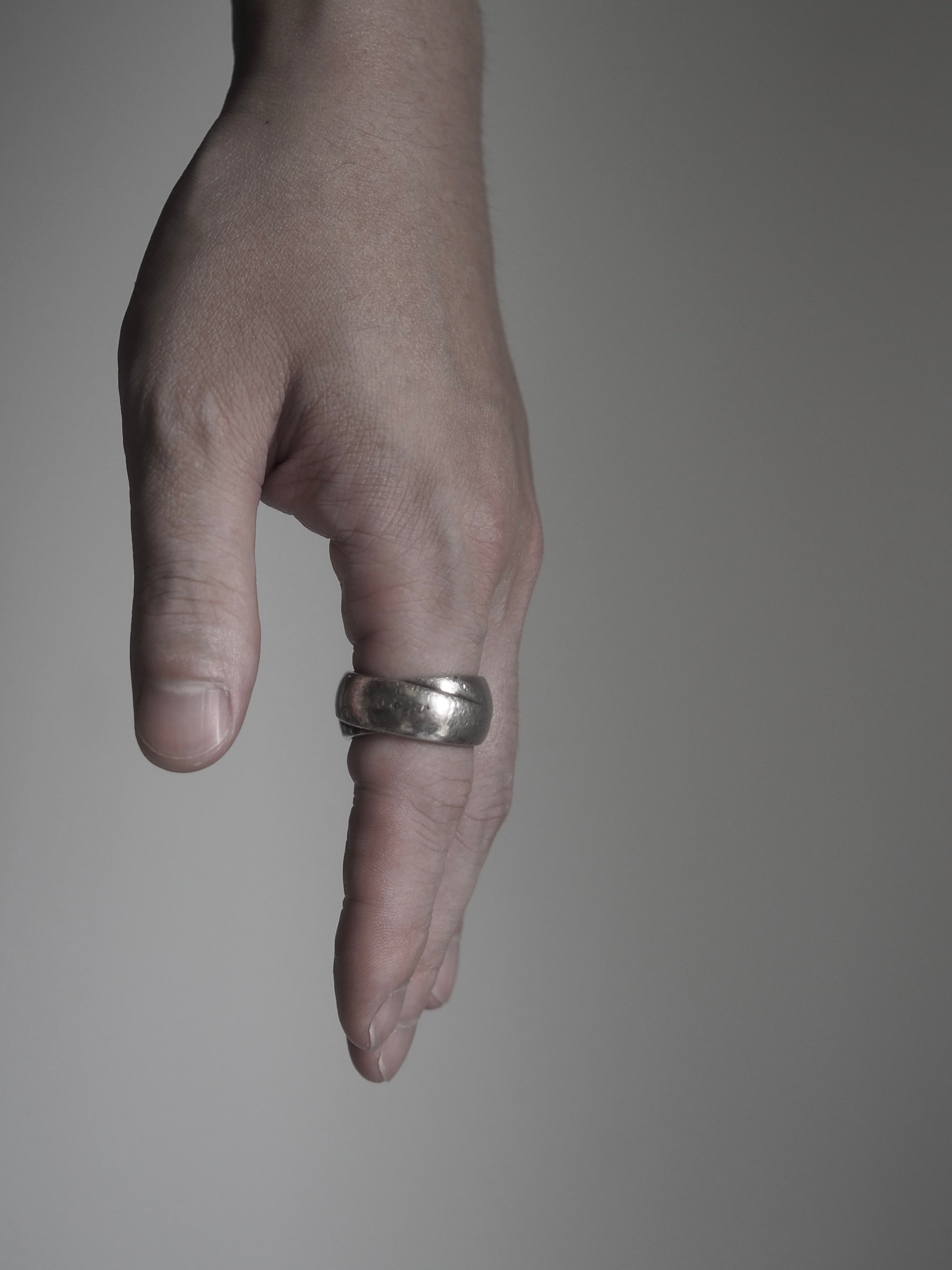 HERMÈS Sculptural Ring
