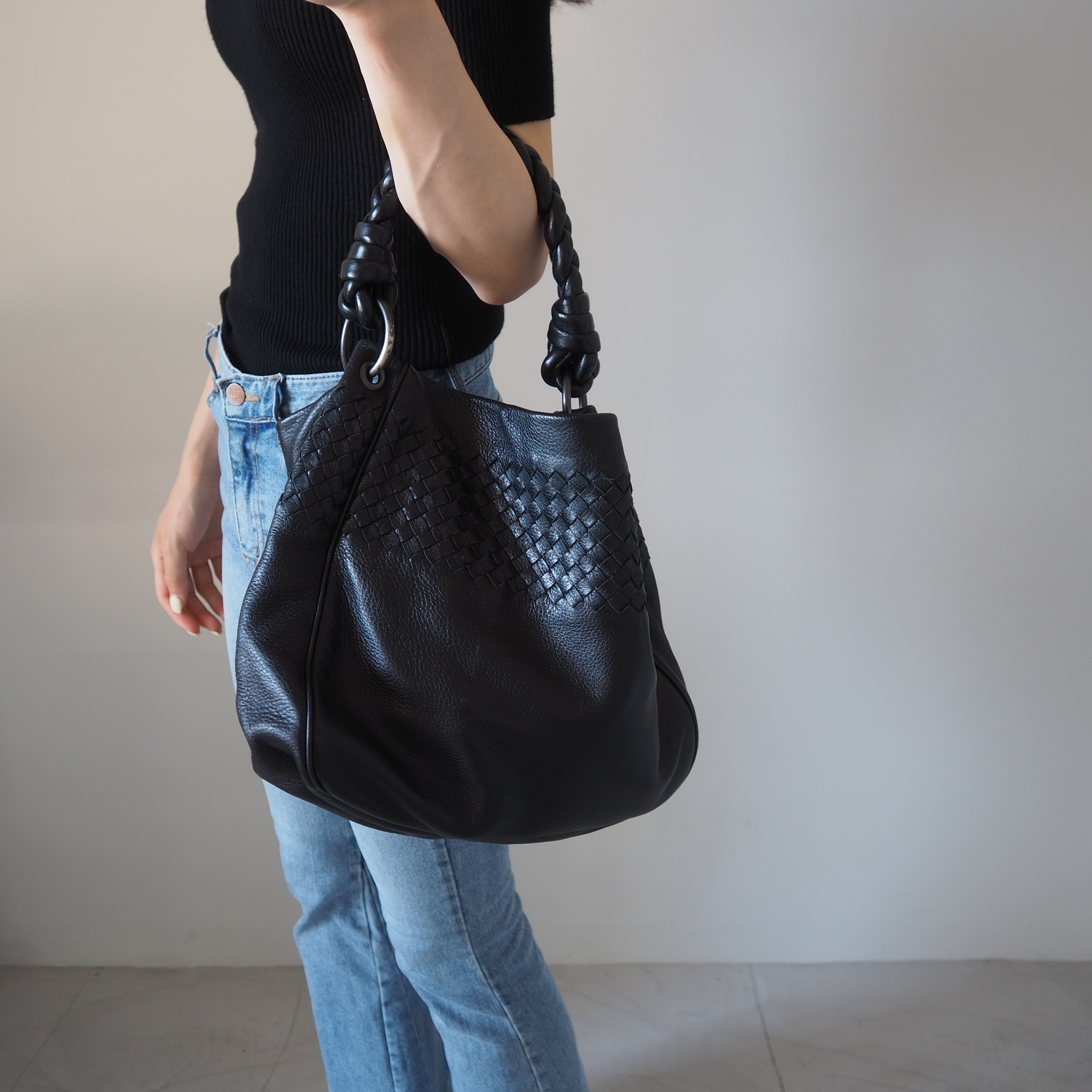 BOTTEGA VENETA Intrechart Shoulder bag