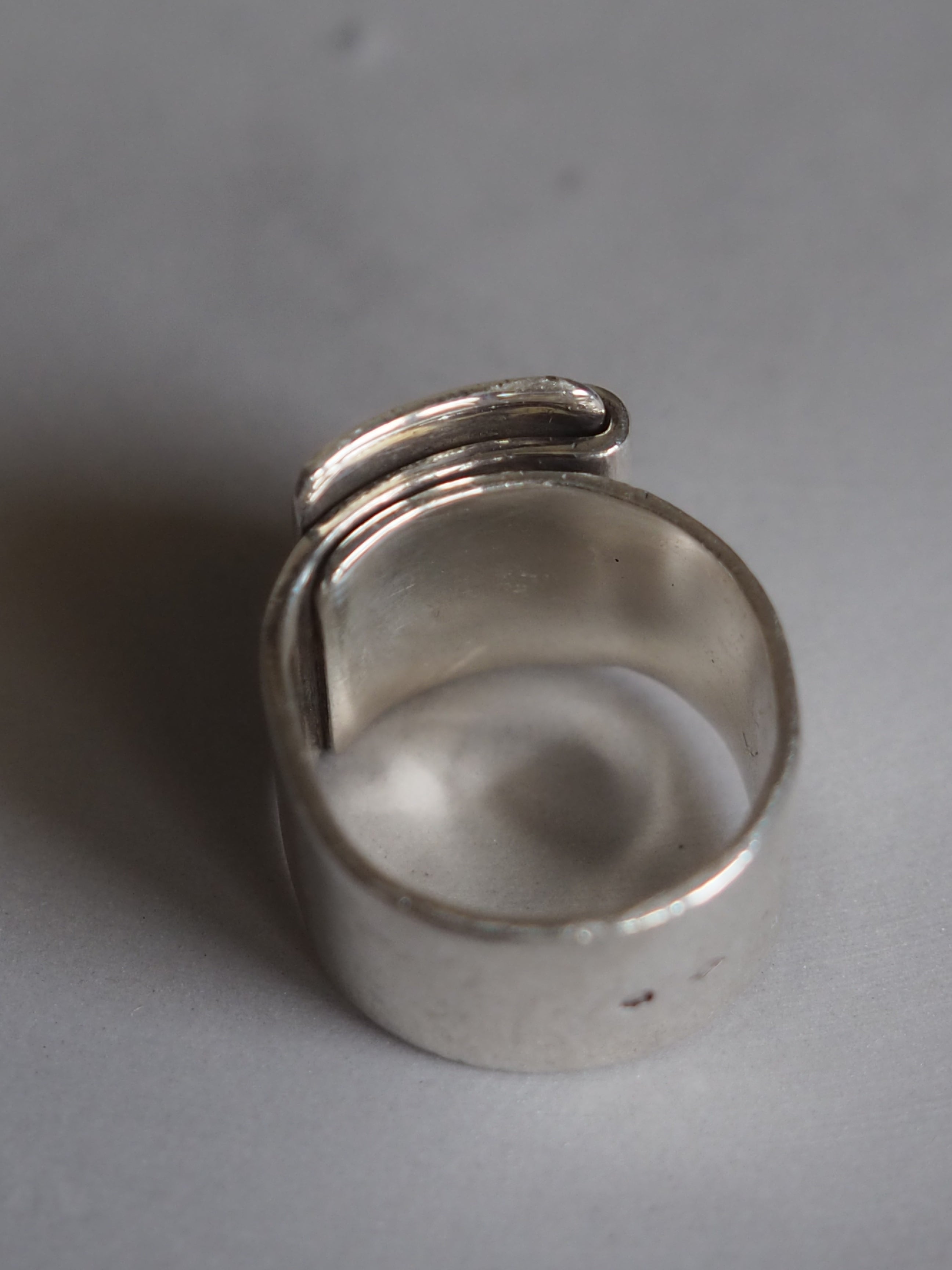 HERMÈS “Folding” Ring