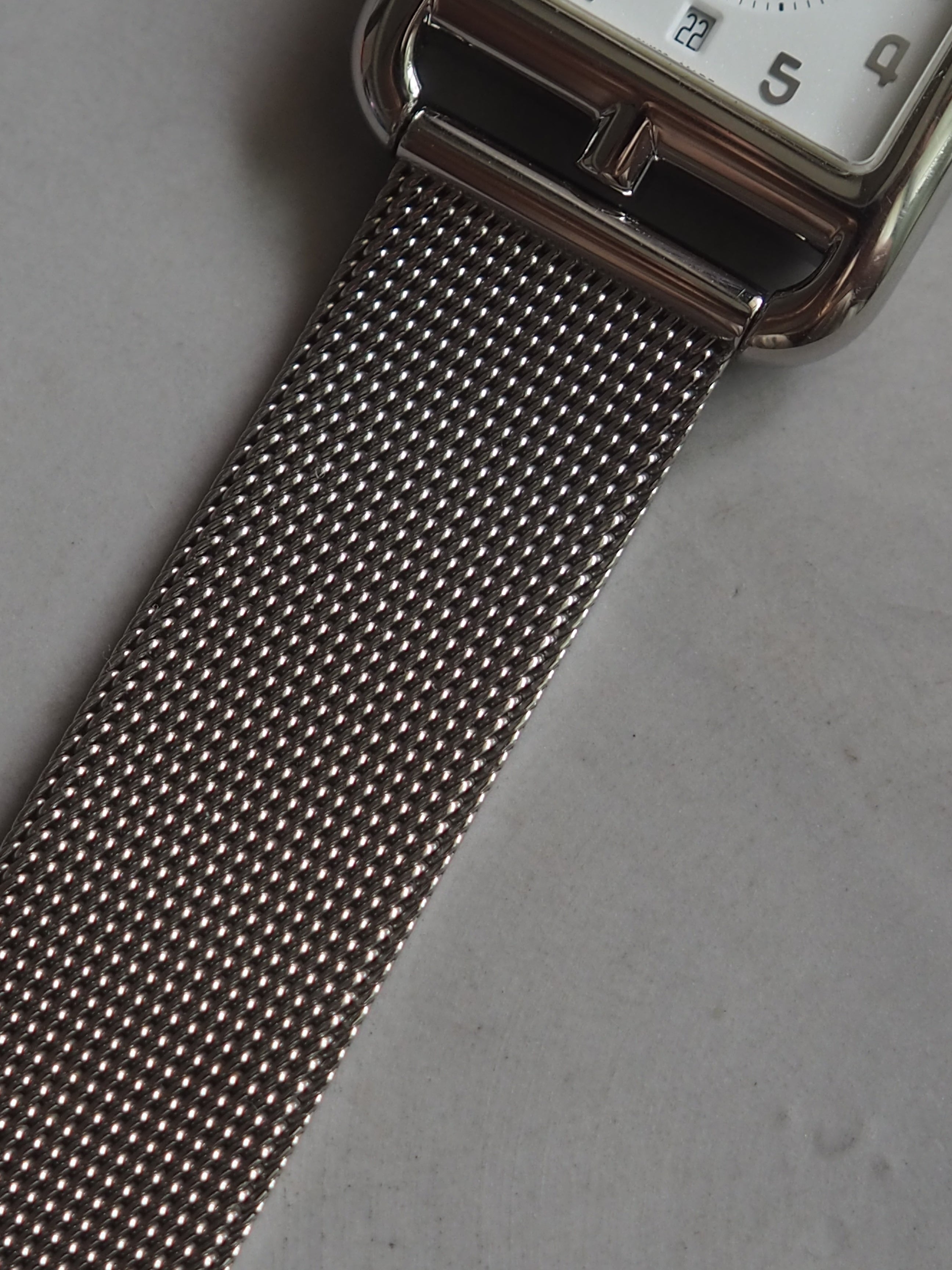 HERMÈS Cape Cod Automatic Mesh Bracelet Watch