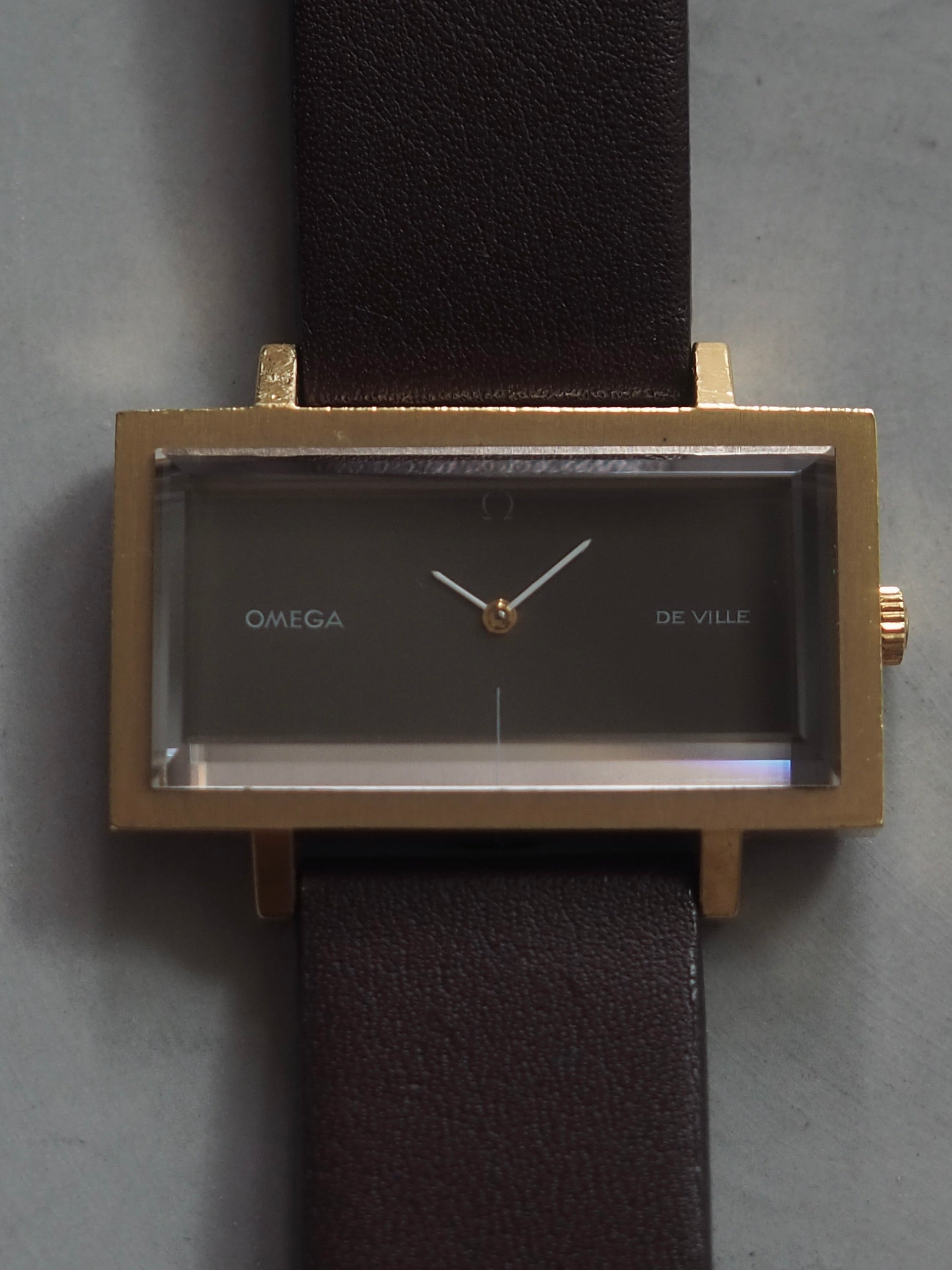 OMEGA Emerald Line Bronze Gold