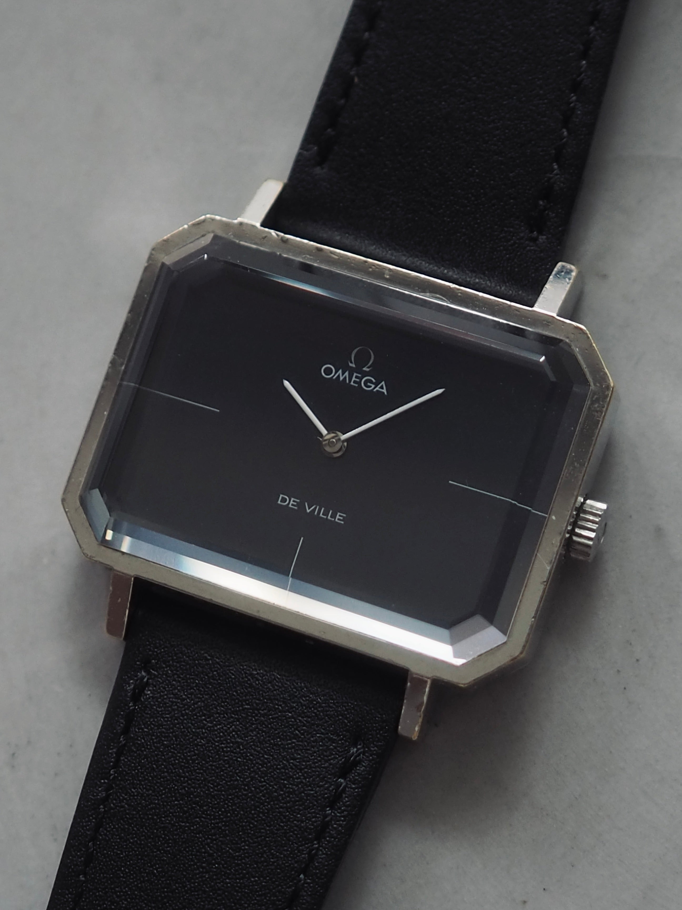 OMEGA Emerald Line Watch Steel Blue