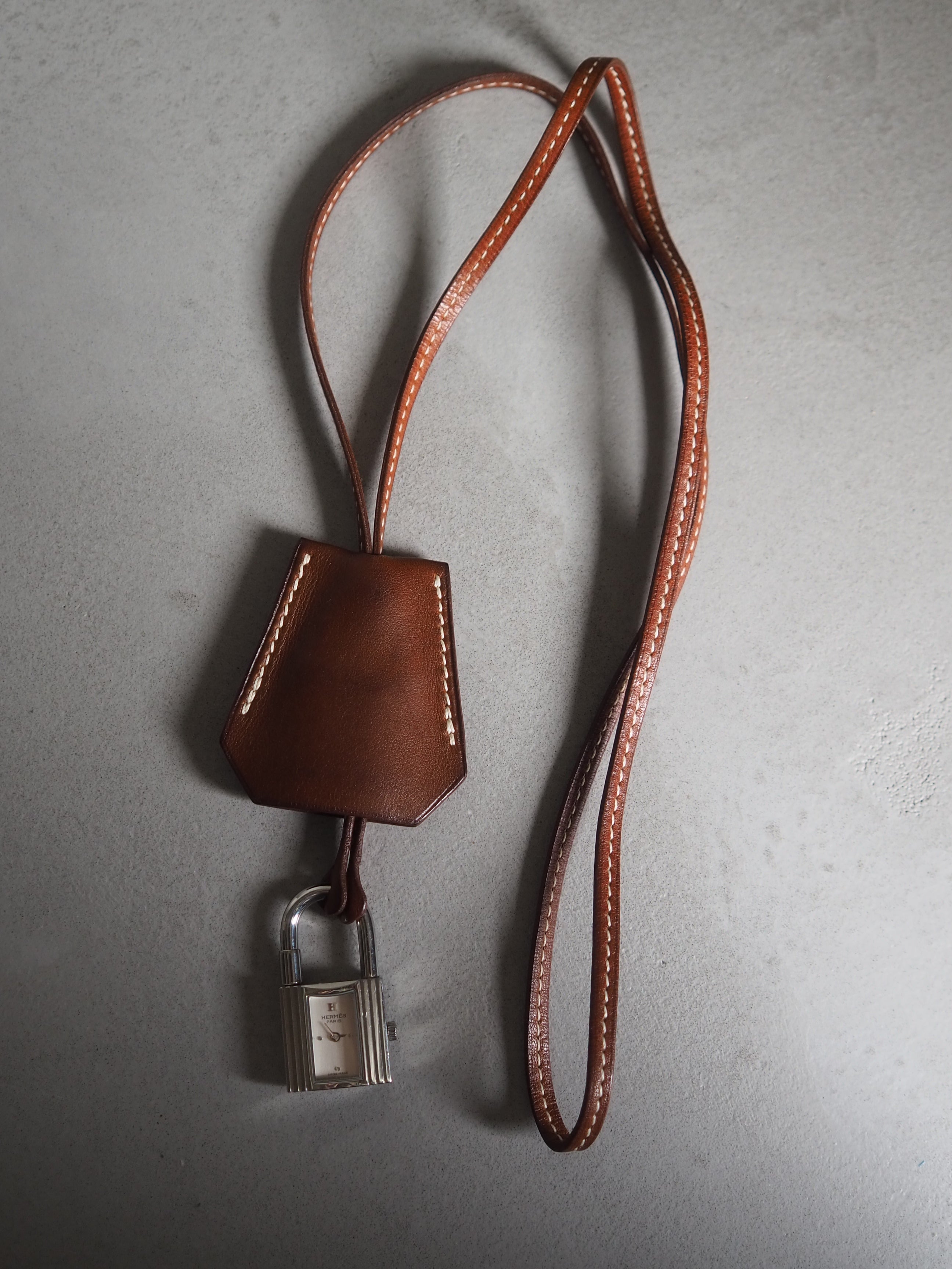 HERMÈS Kelly Clochette Watch