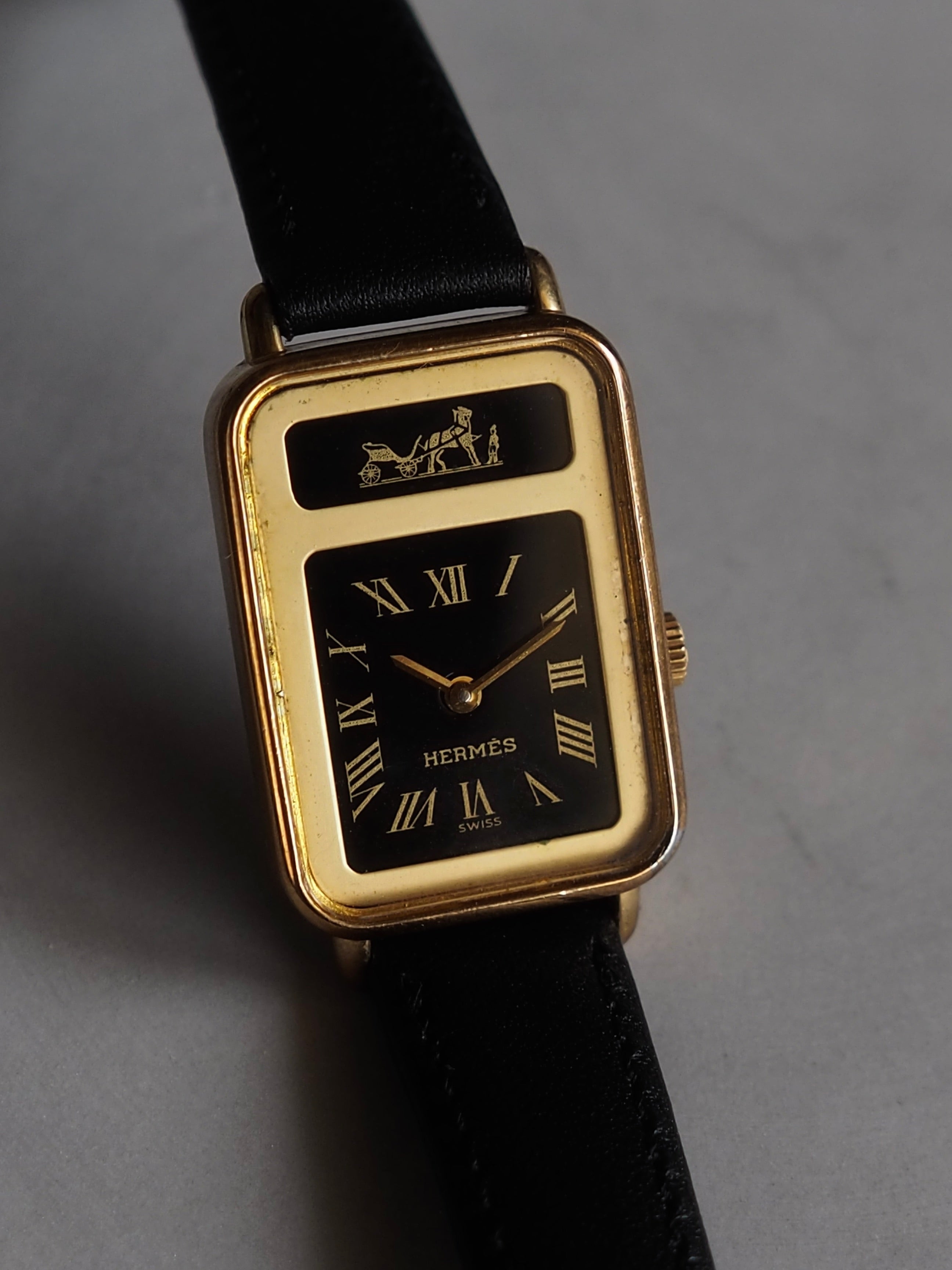 HERMÈS Carréche Watch