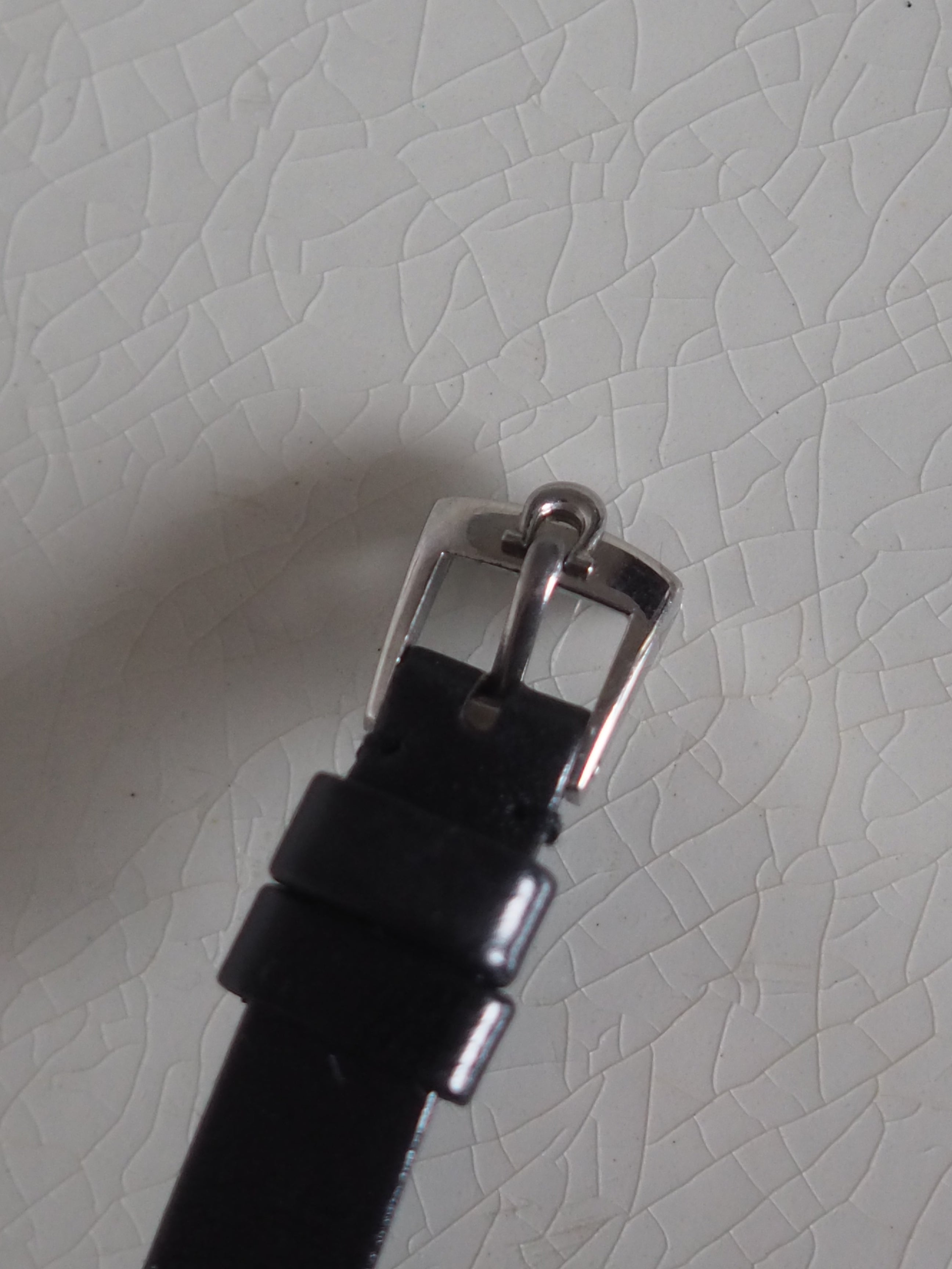 OMEGA DE VILLE Oval Watch