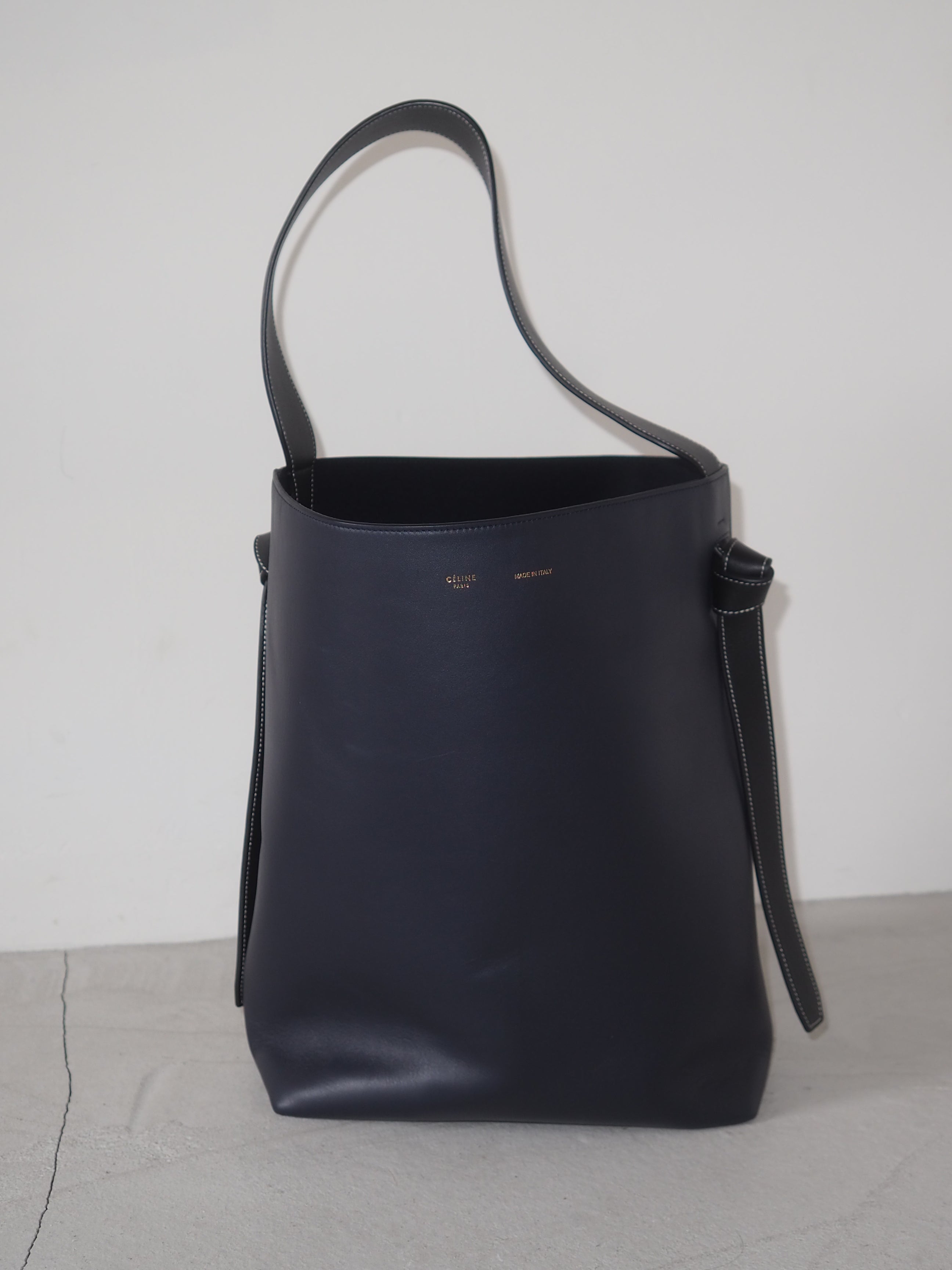 CÉLINE by Phoebe Philo Twisted Cabas Shoulder Bag