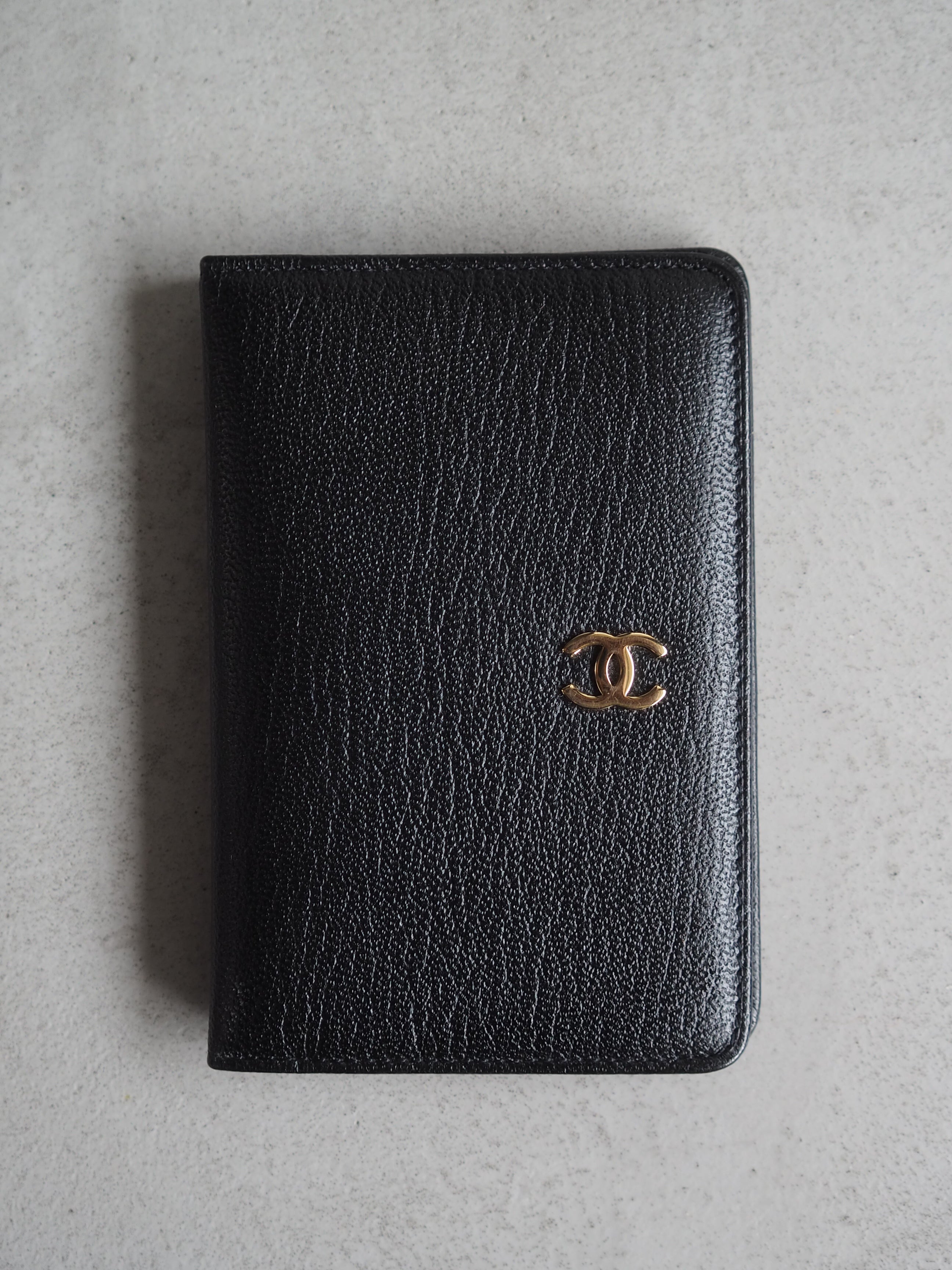 CHANEL COCO Bi-Fold Card Purse