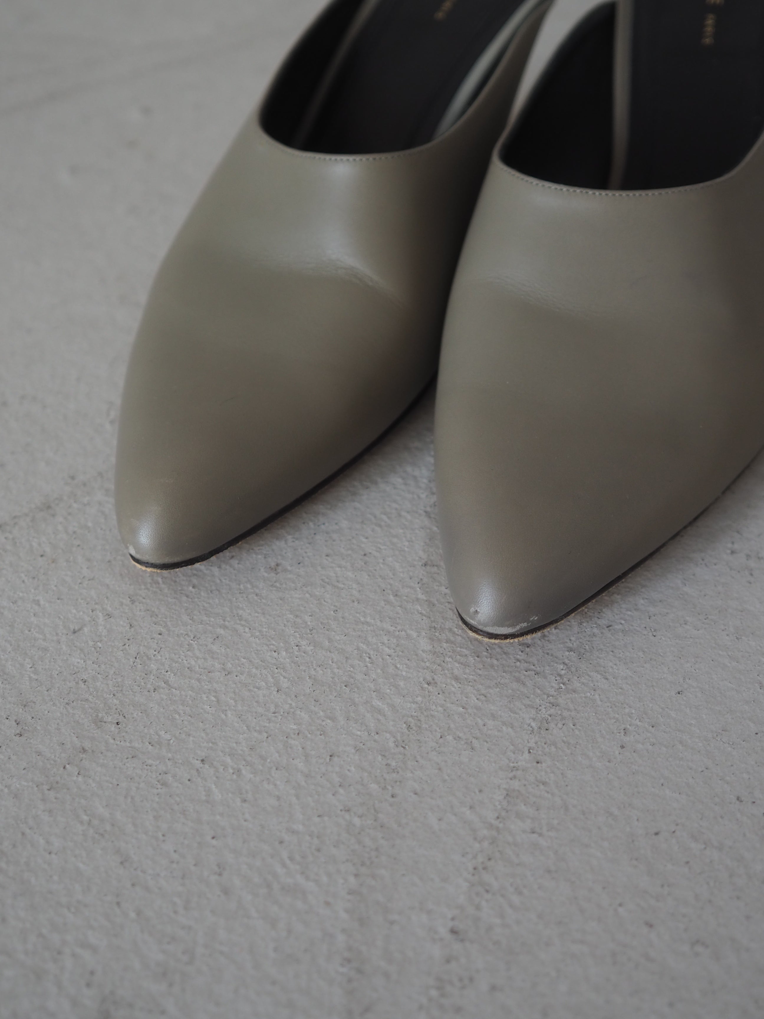 CÉLINE by Phoebe Philo Metal Heel Pumps