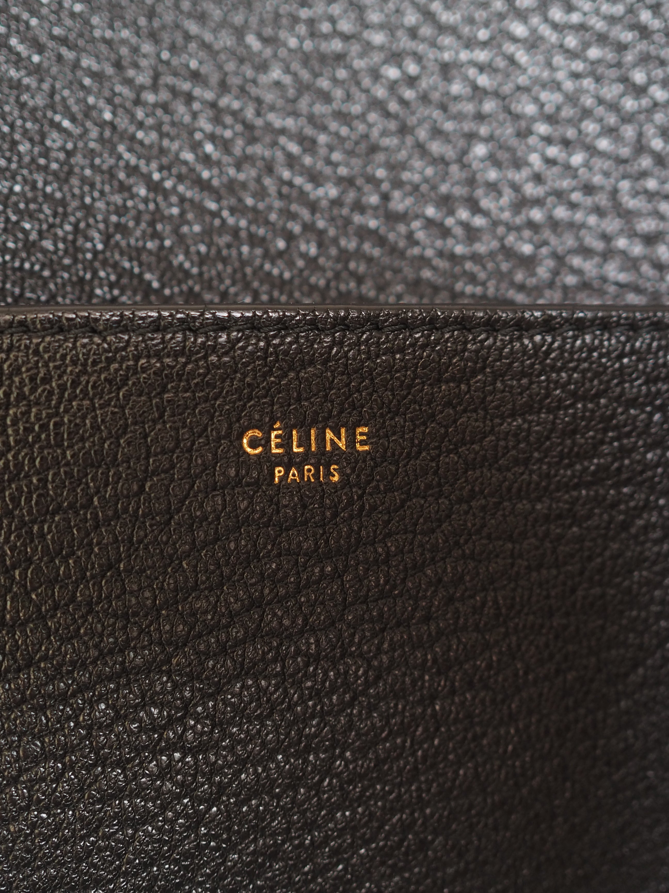 CÉLINE Sangle Medium Shoulder bag